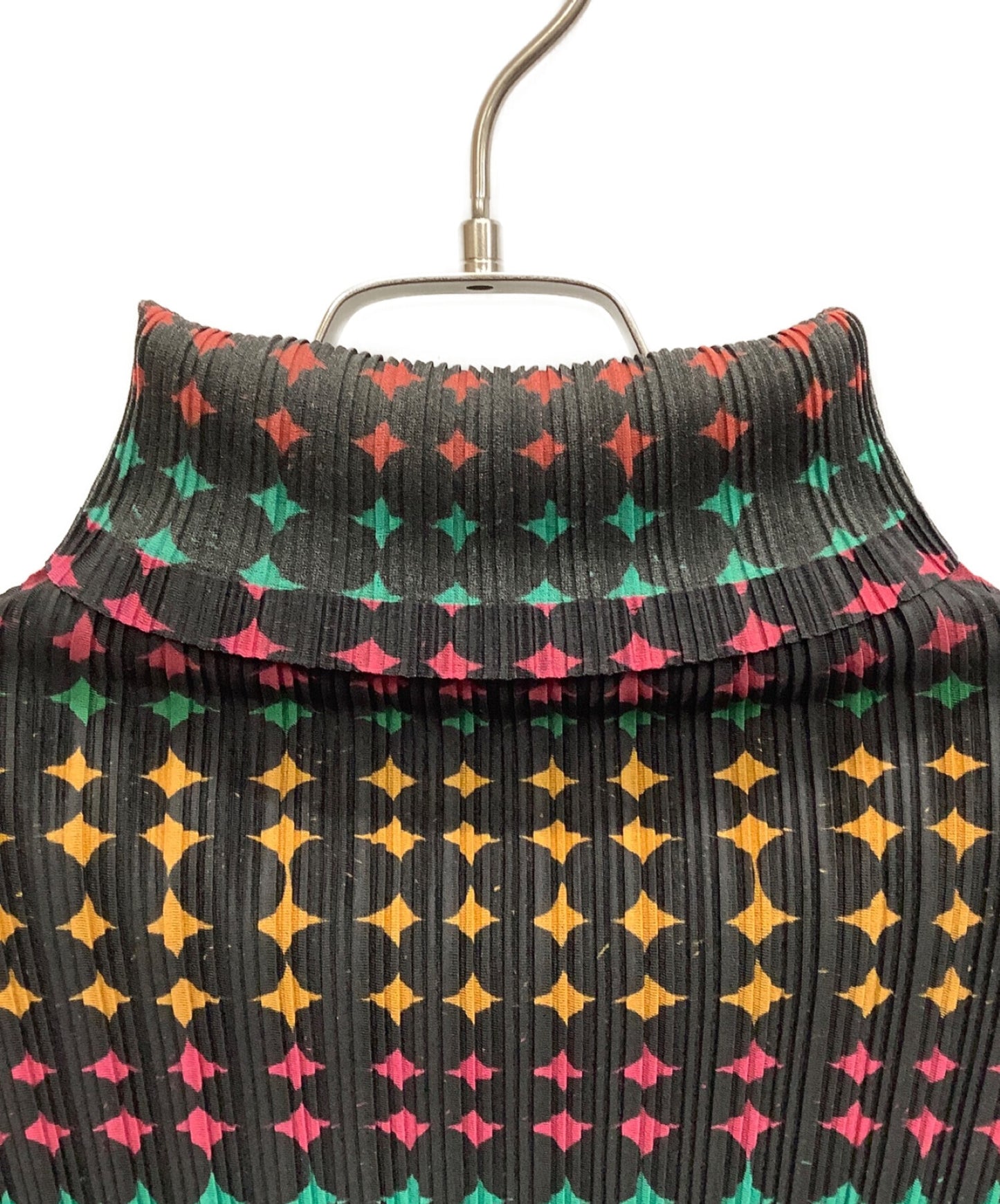 褶皱请裁切并缝制PP91-FK332