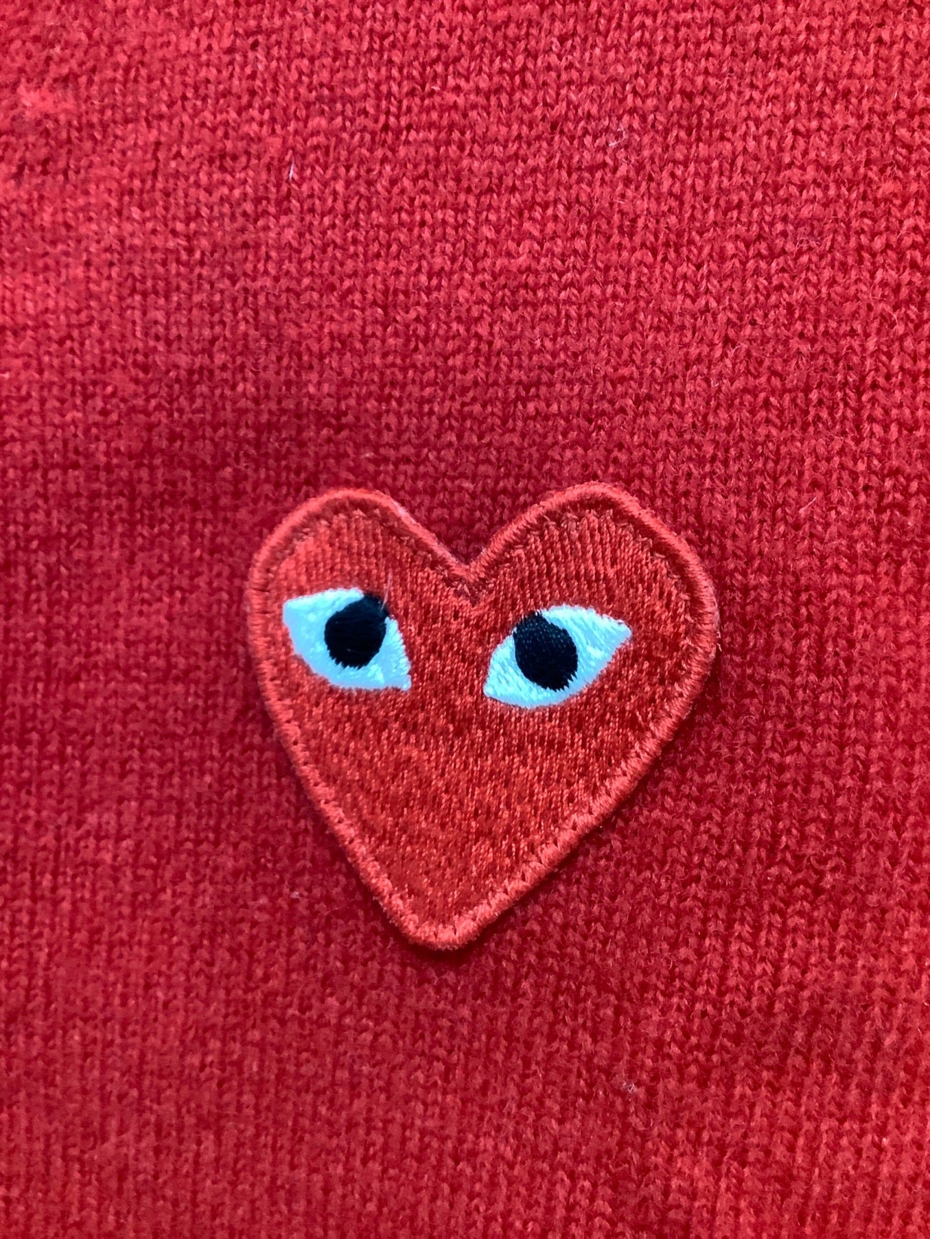 Comme des Garcons Knitted Cardigan AZ-N008을 재생하십시오