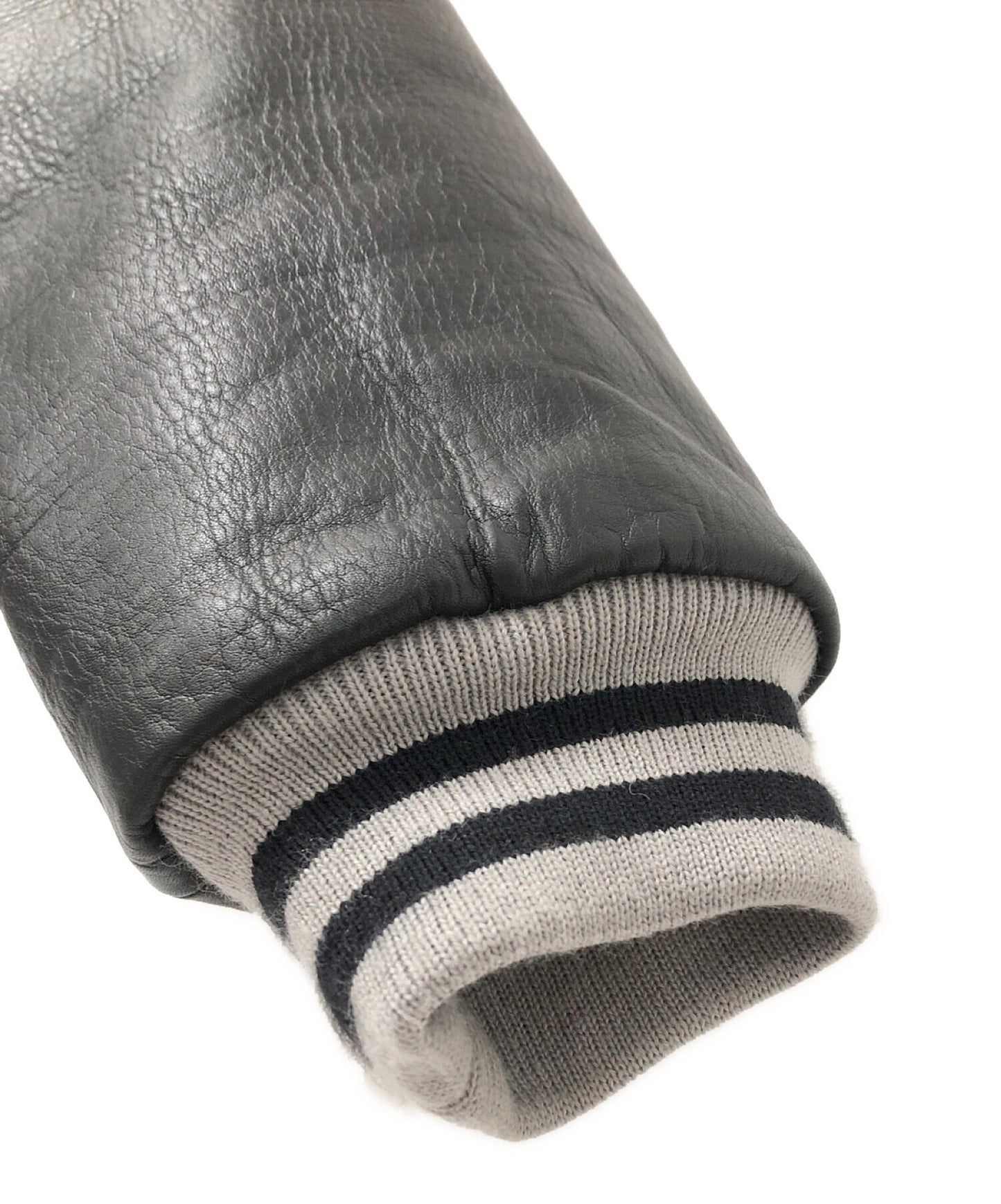 แจ็คเก็ตตัวแทนที่ทำจากมนุษย์ HM24JK018