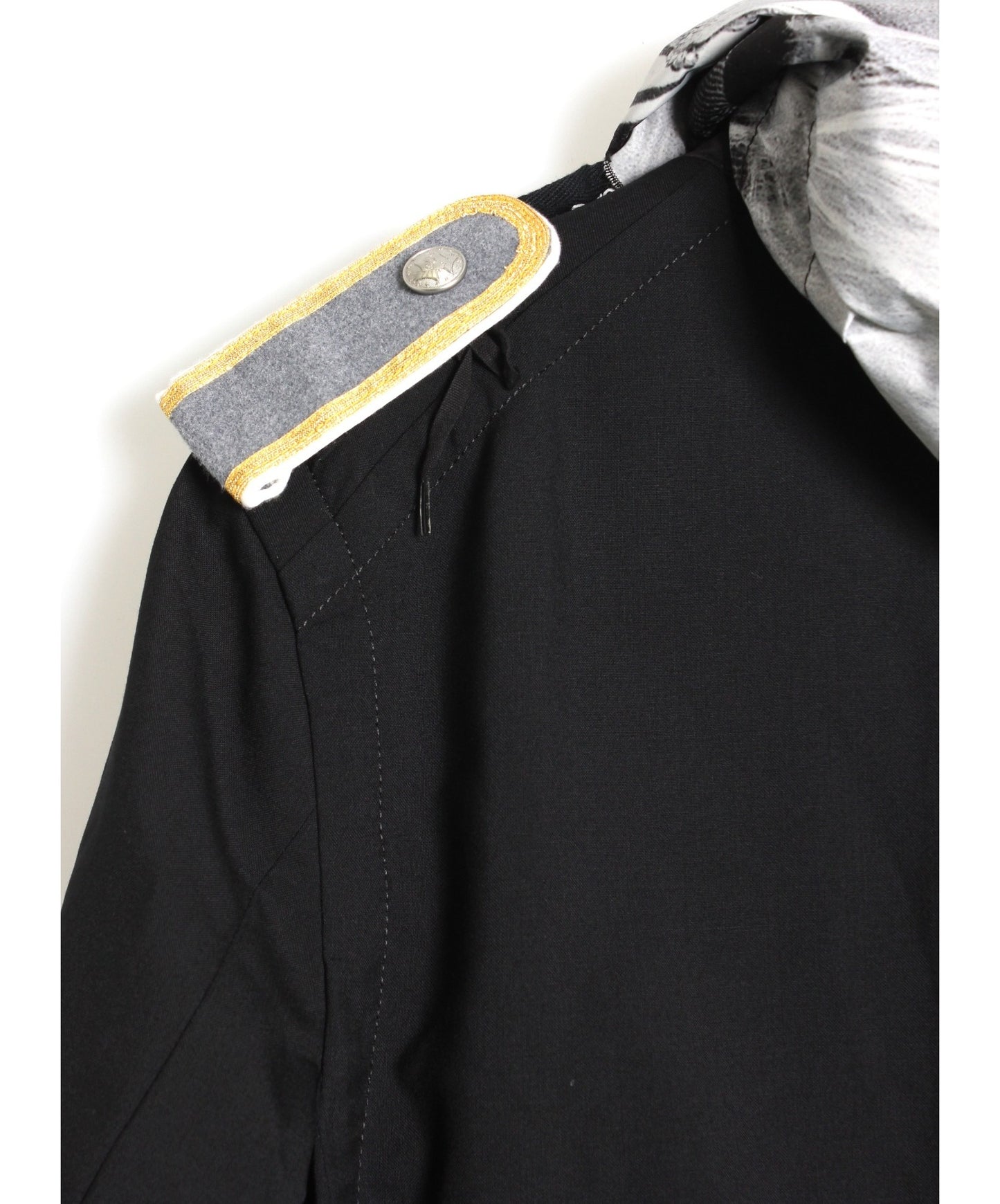 Takahiromiyashita Thesoloist。 19SS連帽外套SJ.0002SS19