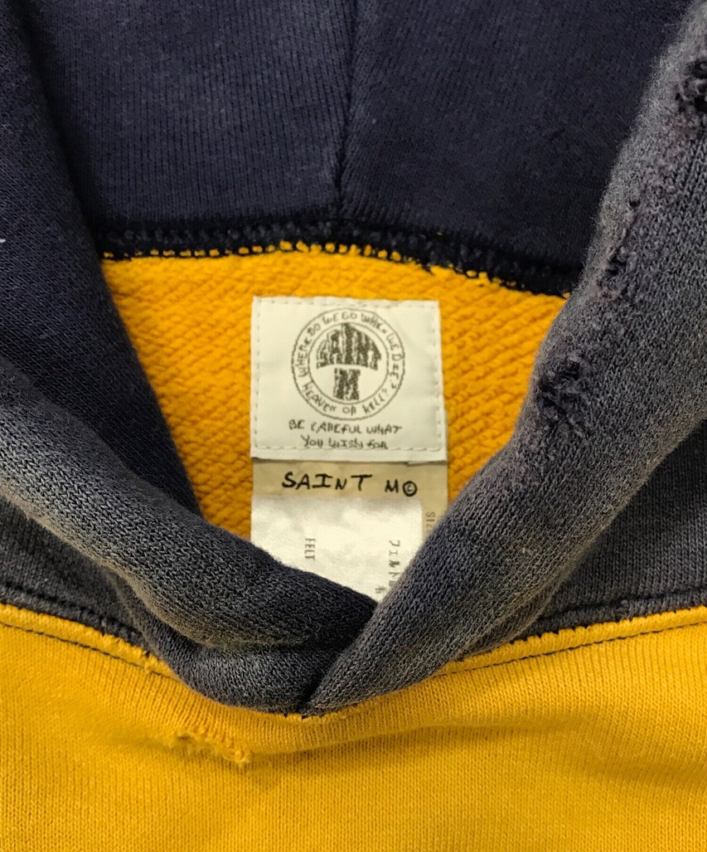 圣迈克尔·圣遗物(Saint Michael Holy Selics)感觉连帽衫SM-A21-0000-035