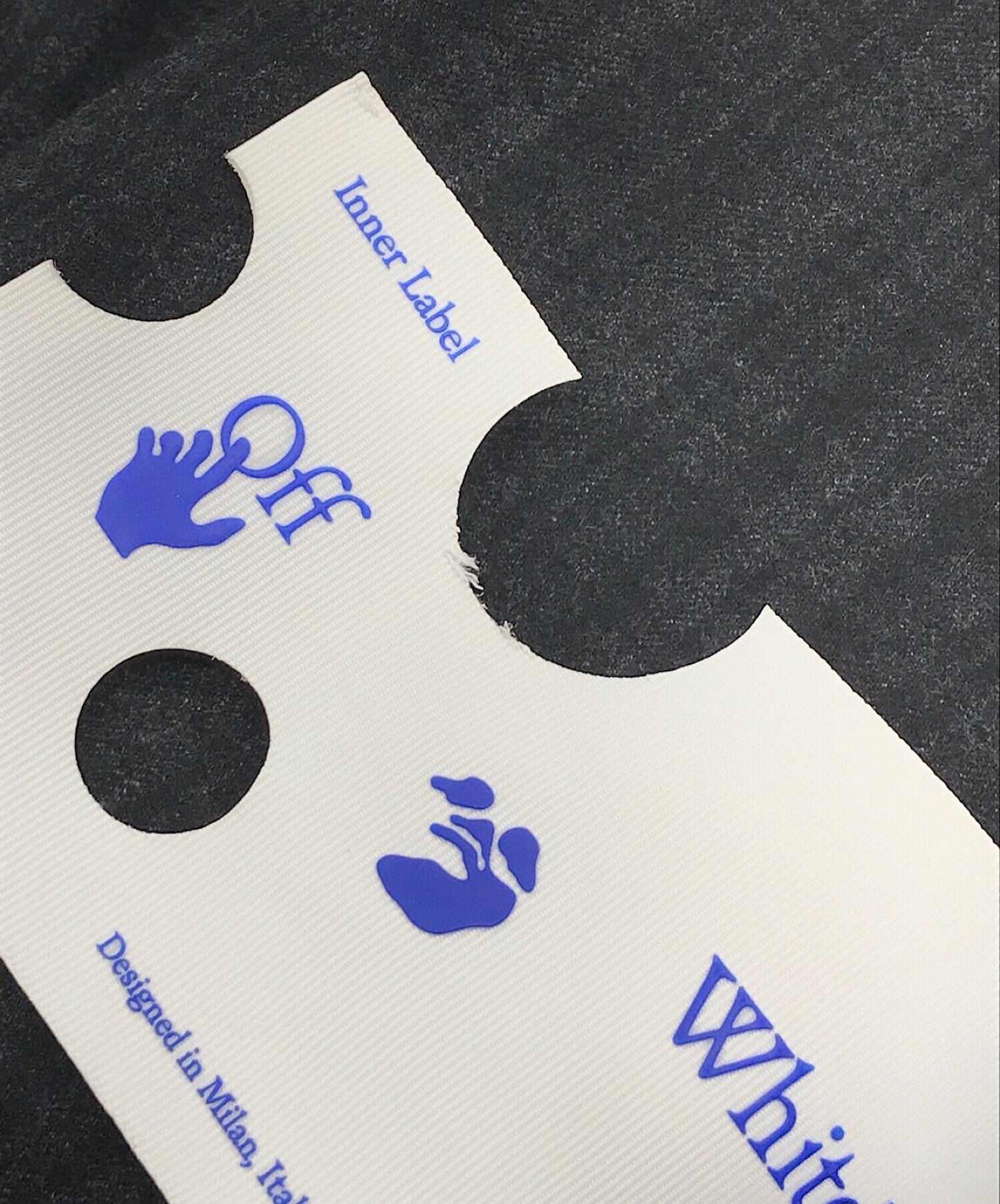 offwhite量身定制的外套Omef066f20Fab001