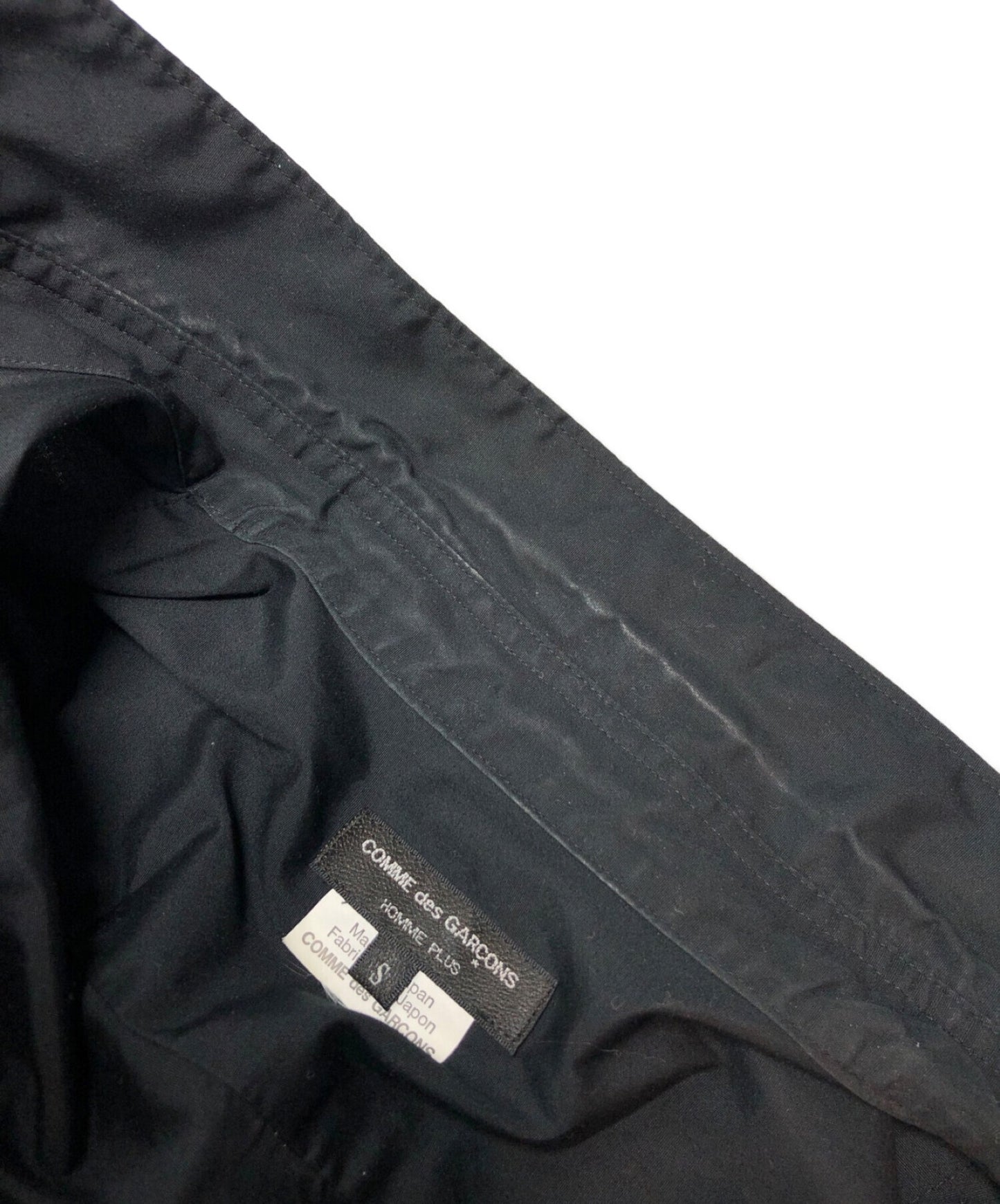 Comme des Garcons Homme Plus ที่สร้างขึ้นใหม่บดบัง PA-B032