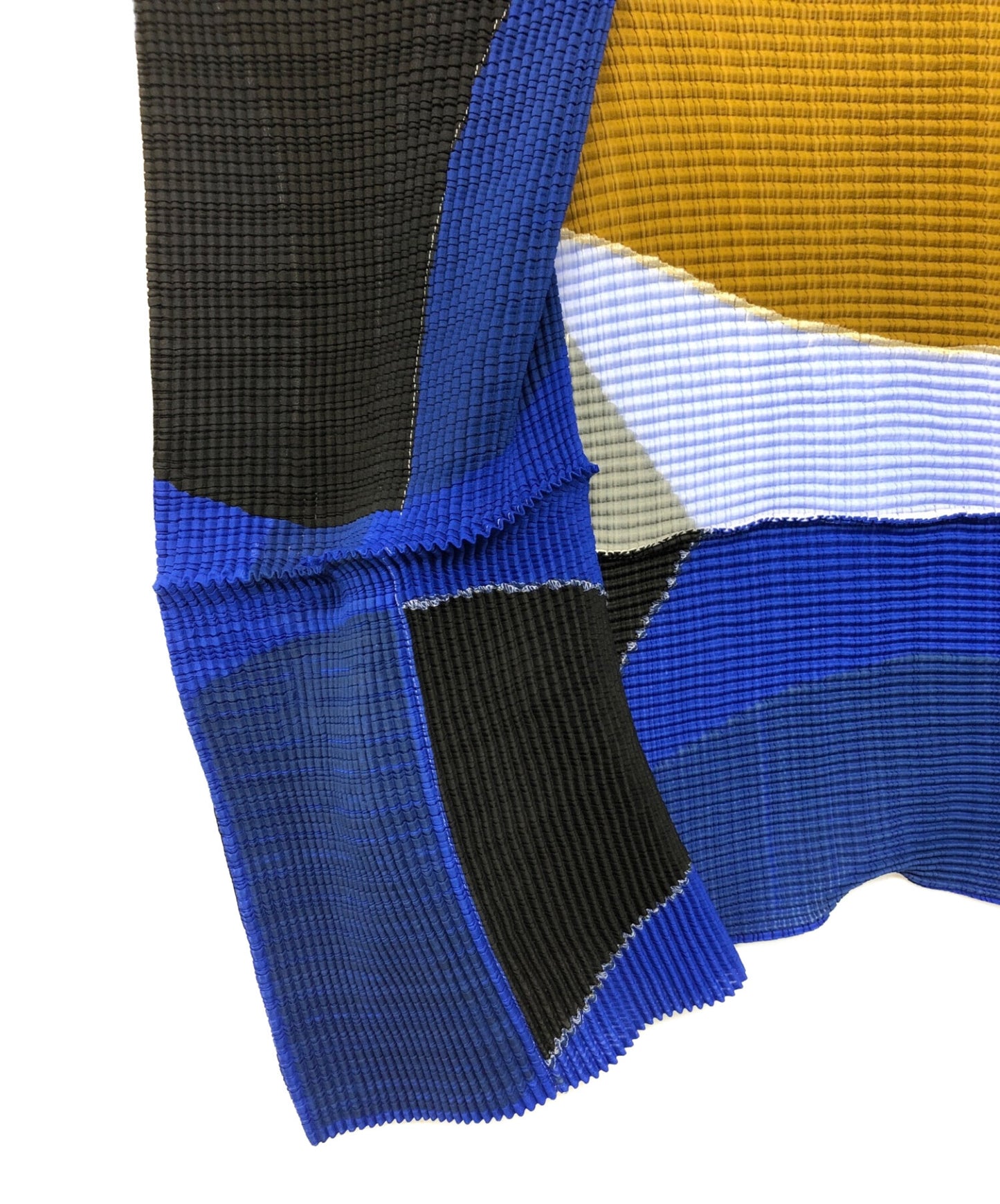 Issey Miyake设计打折的开衫IM81FD138