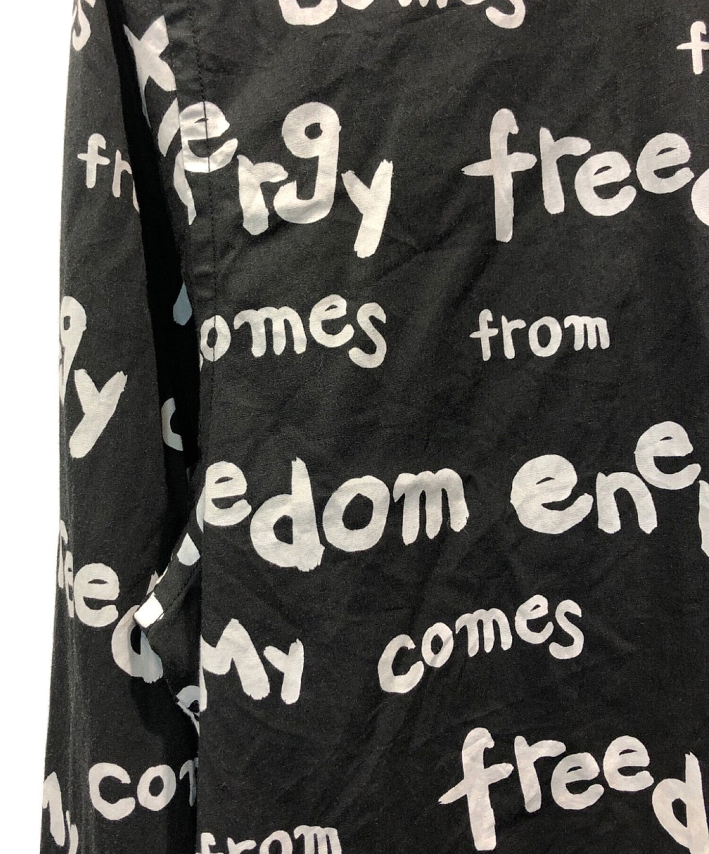 黑色COMME DES GARCONS文本印刷L/S衬衫1D-B022