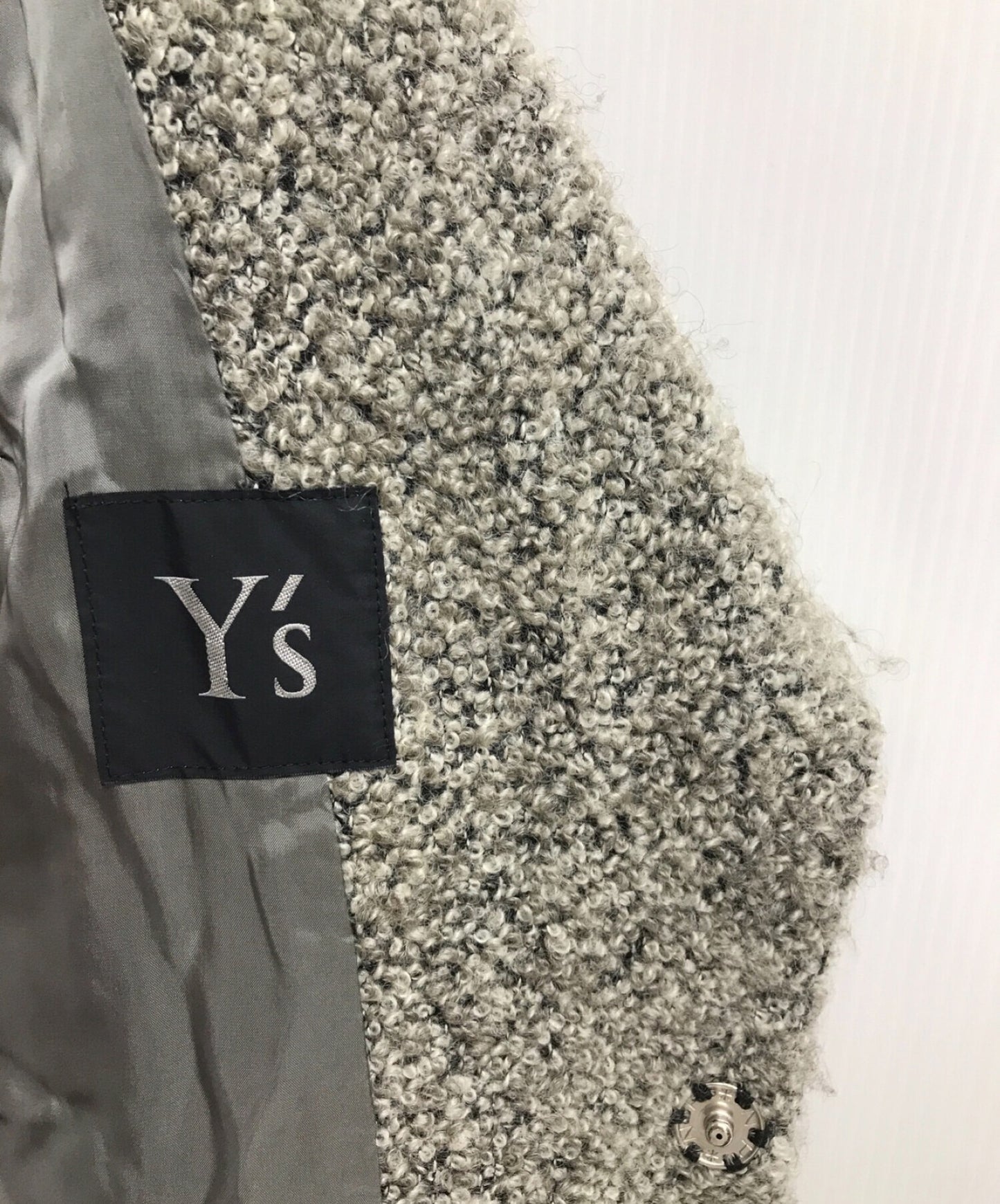 แจ็คเก็ตขนสัตว์ของ Y