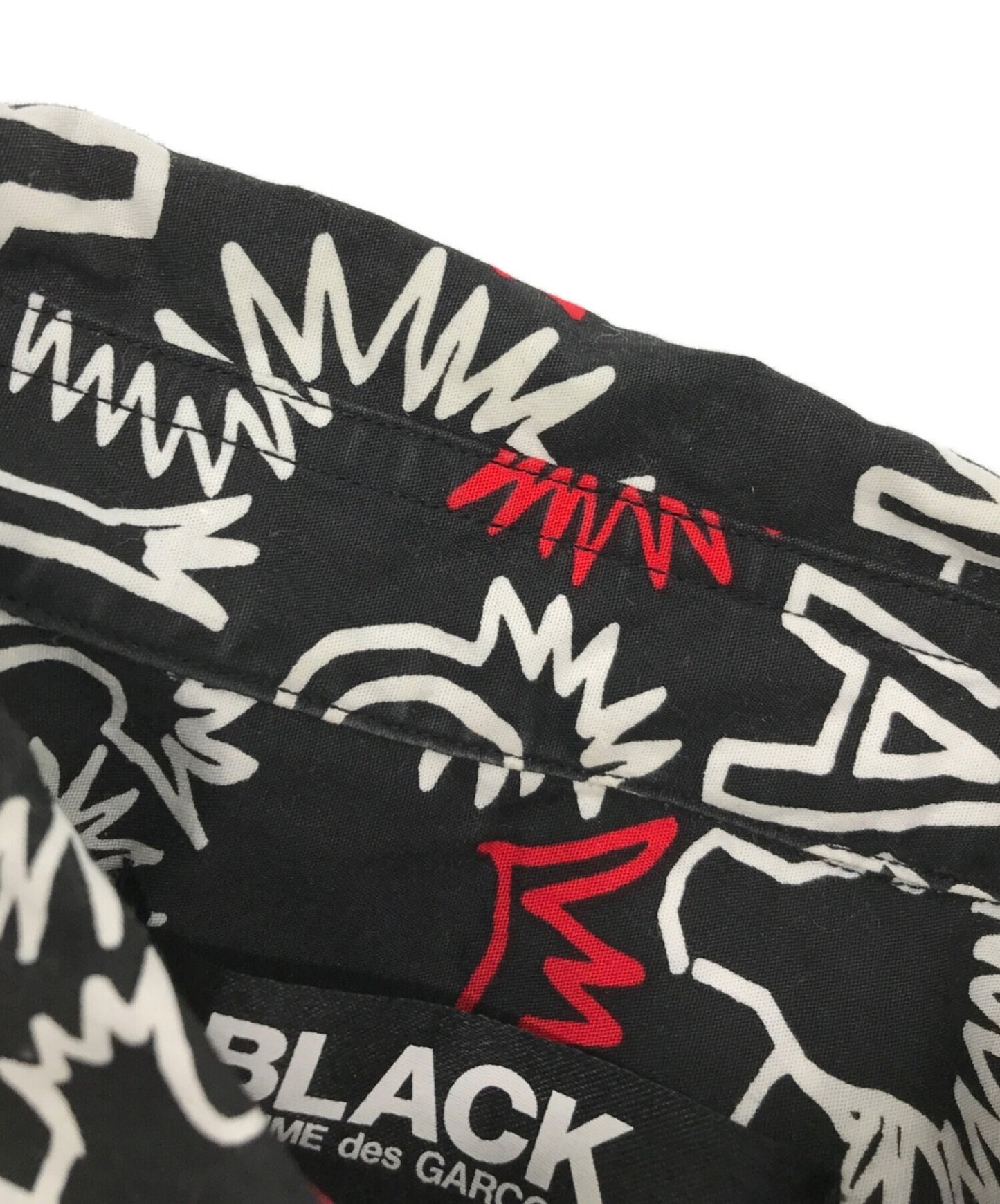 黑色Comme des Garcons S/S衬衫,带有全面图案1Q-B011