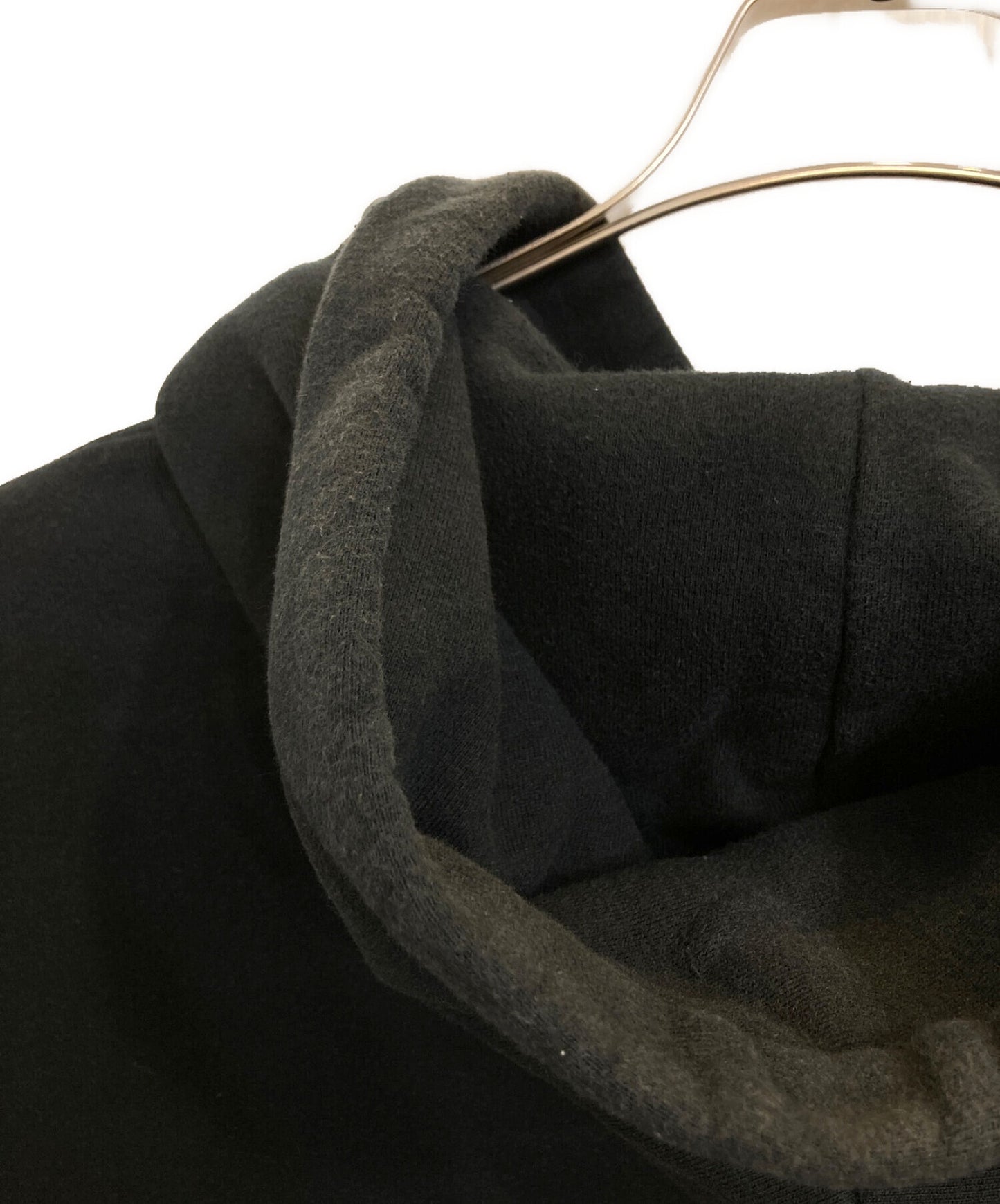 สายลับข้าม Thorn Bone Hoodie UC2A4894-4