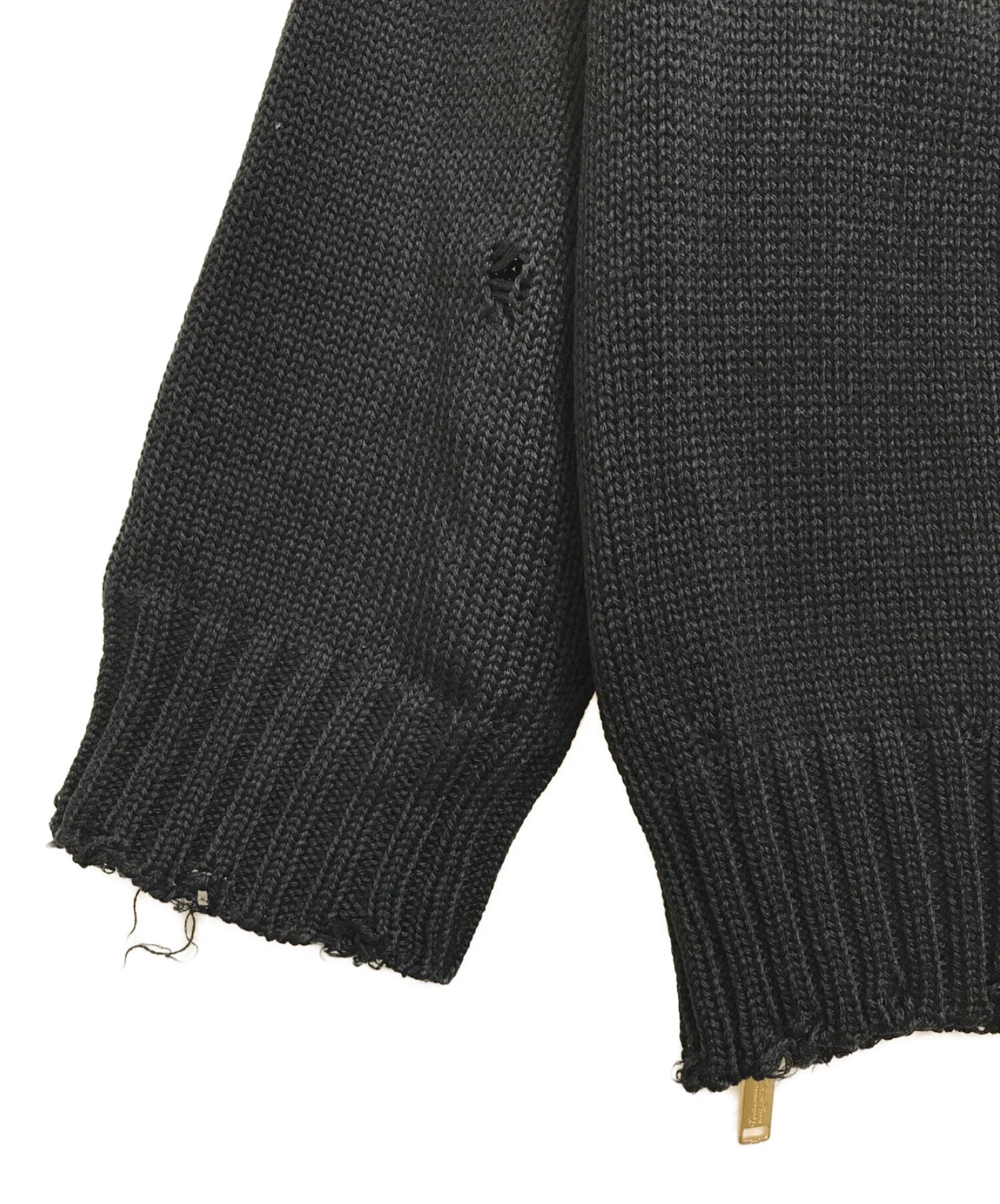 卧底损坏的针织UC1A4905