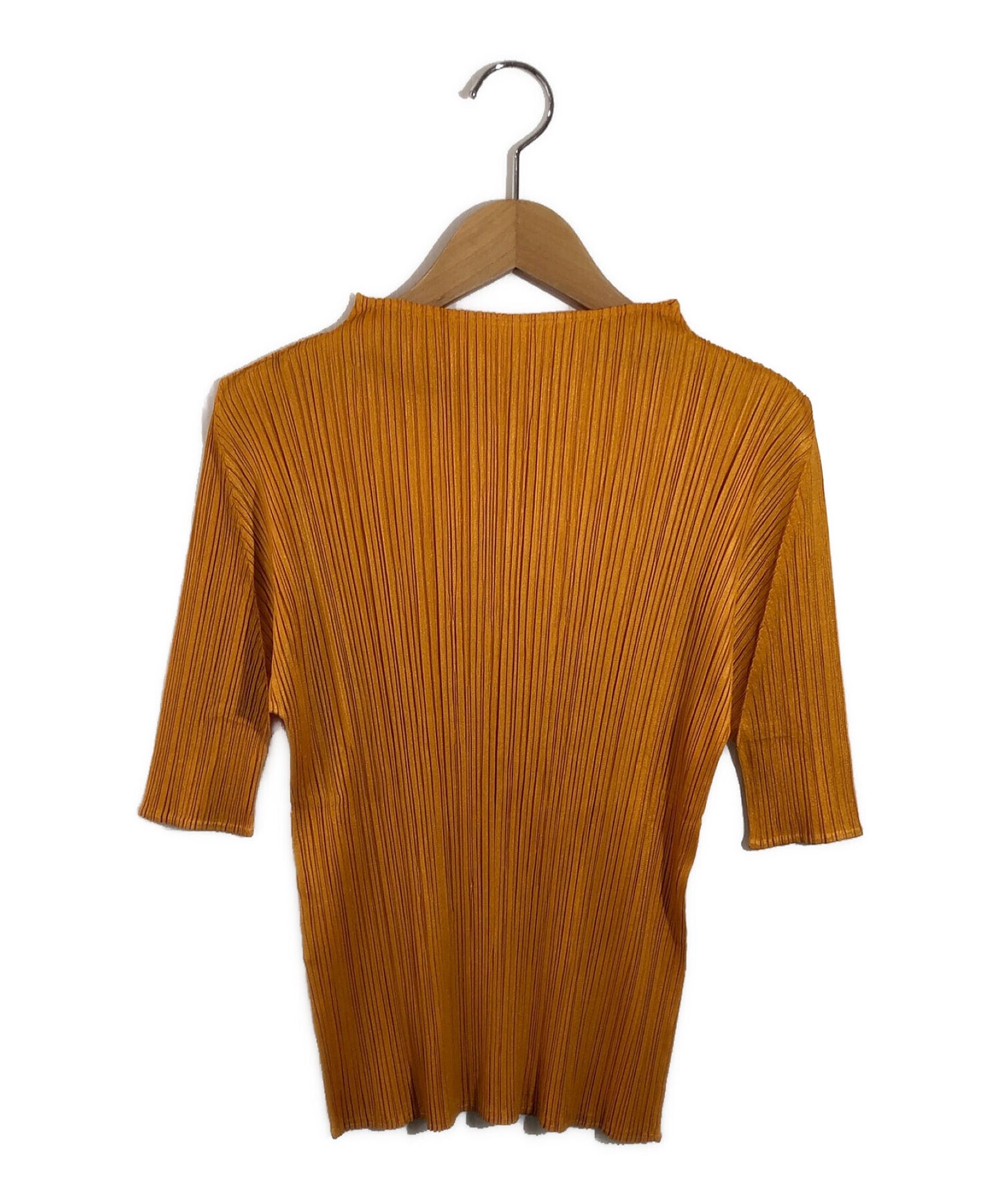 褶皺請短袖剪切