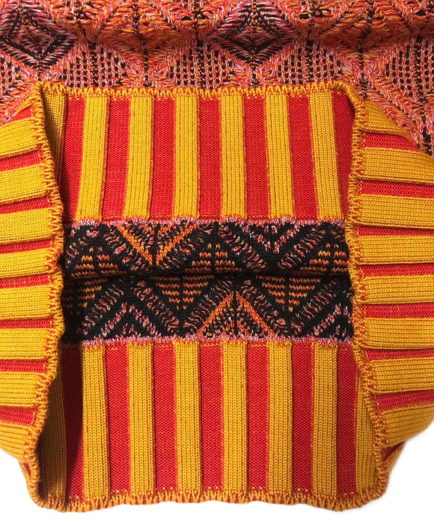 Vivienne Westwood Man ถักด้วย Orb Embroidery VI-V9*-79101