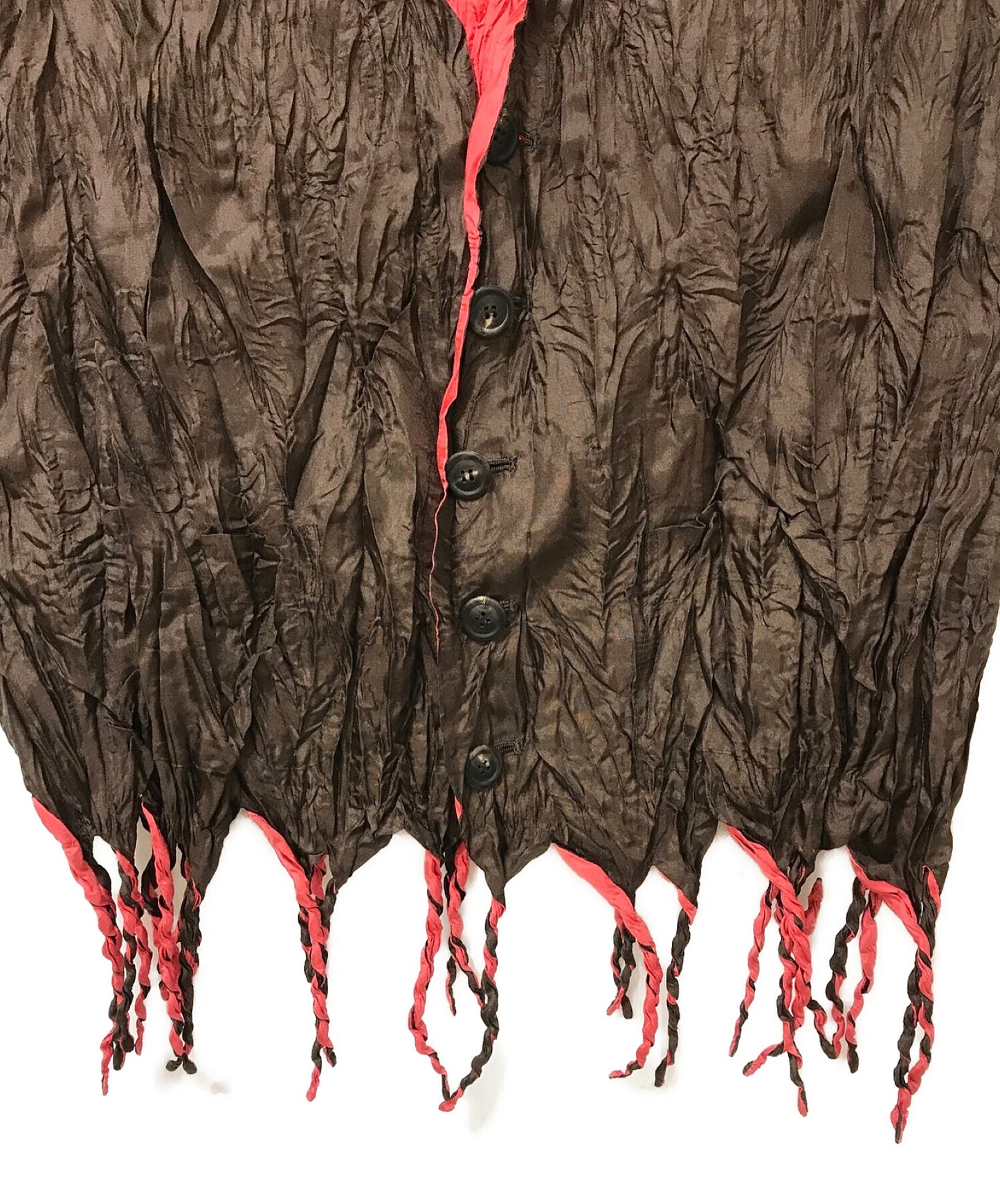 Issey Miyake เสื้อกั๊กจีบ