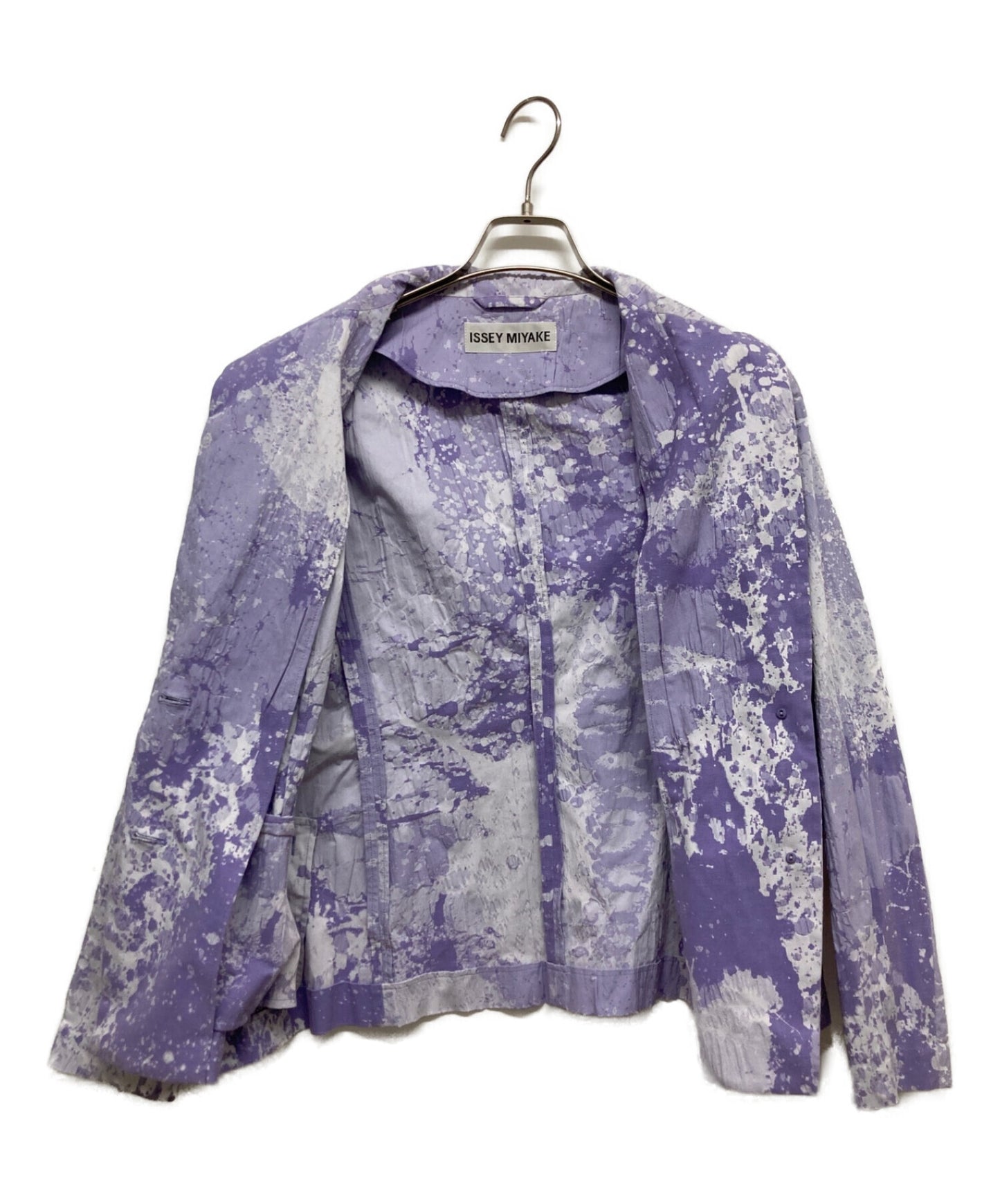 Issey Miyake皱纹涂漆的剪裁夹克IM11FD004