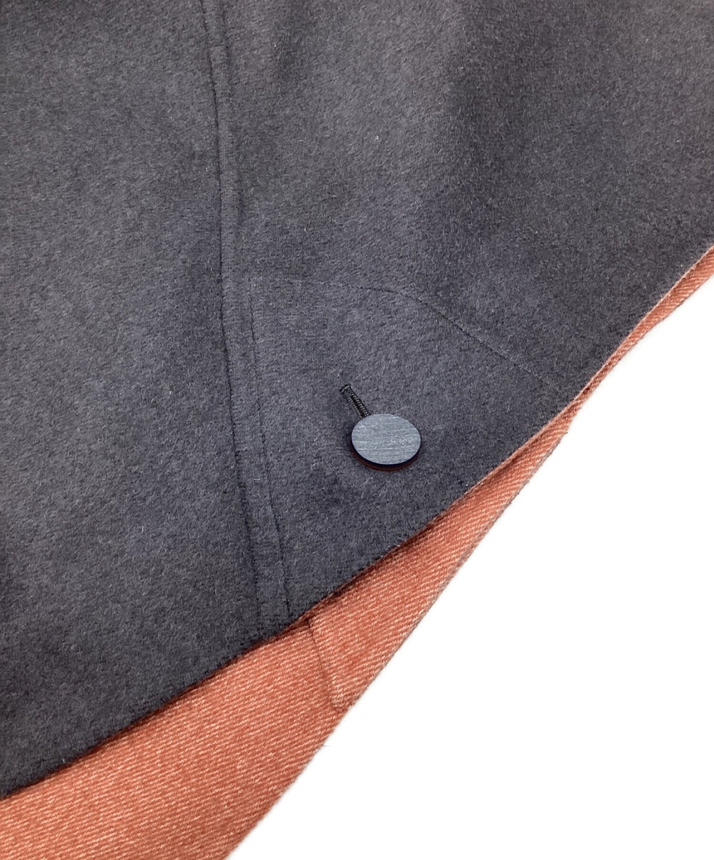 Issey Miyake 케이프 긴 코트 울 코트 깃털 IM03FA006