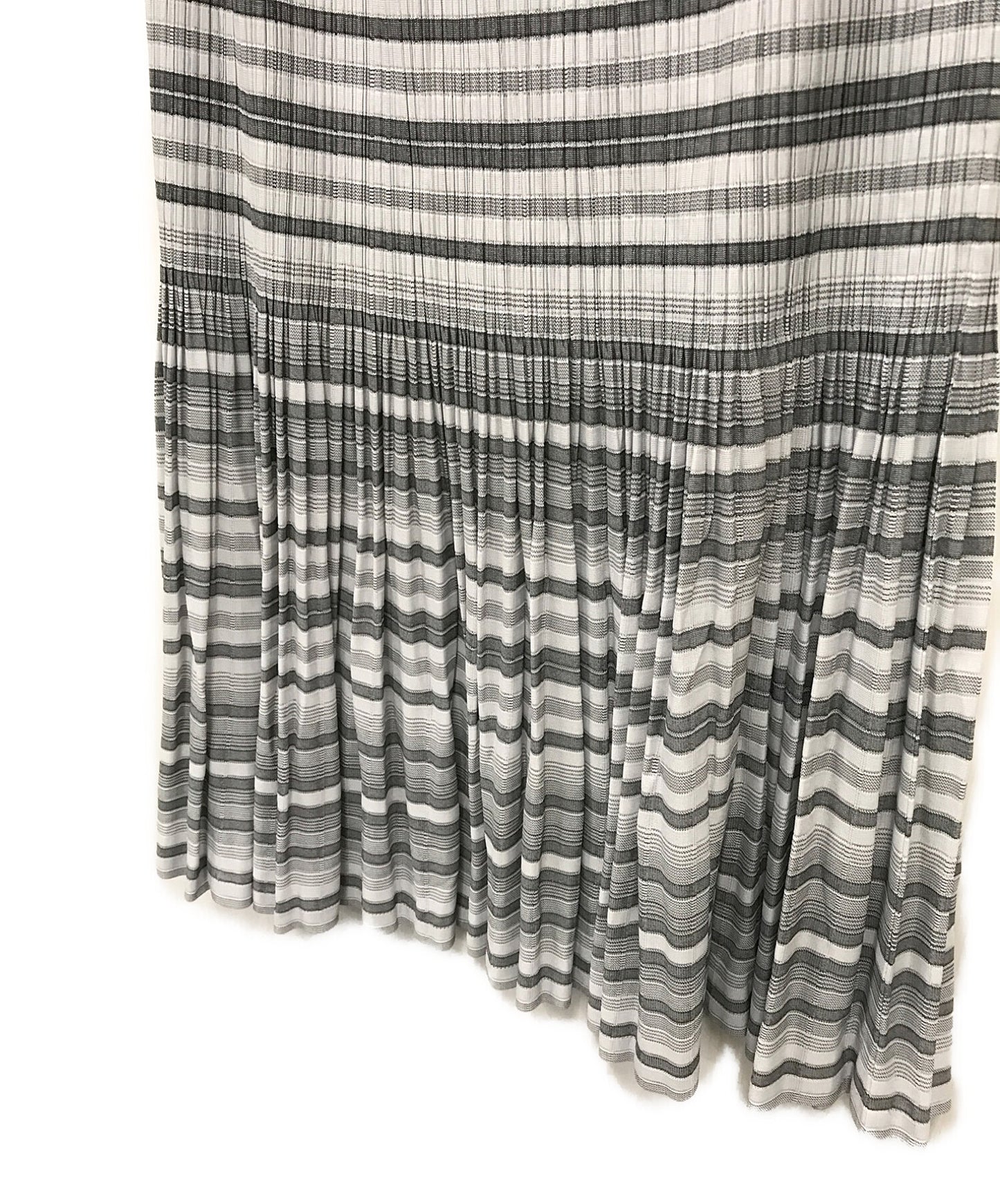 주름은 치마 pp81-jg574를 주름 피하십시오