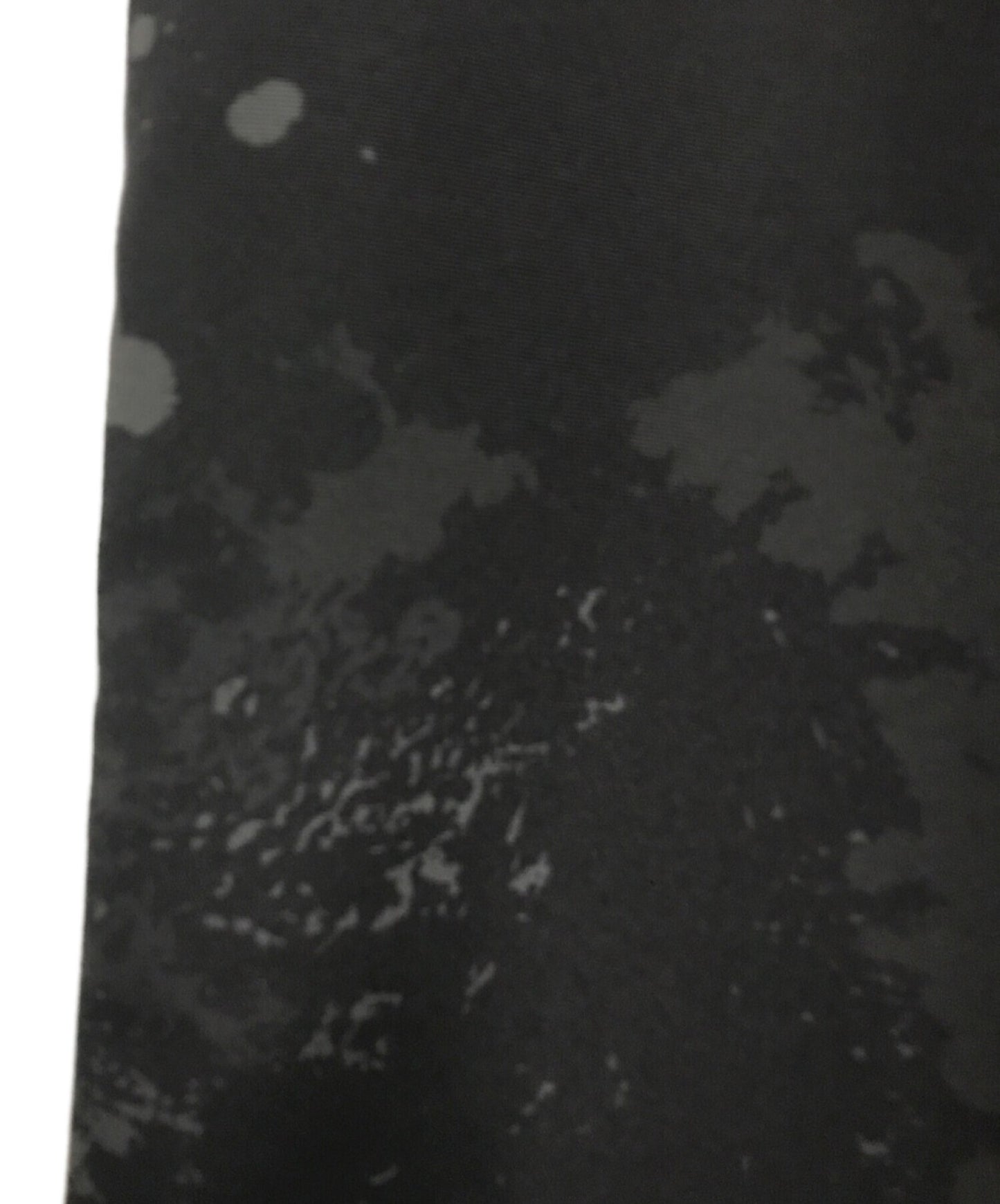 黑色COMME DES GARCONS漆成裤子