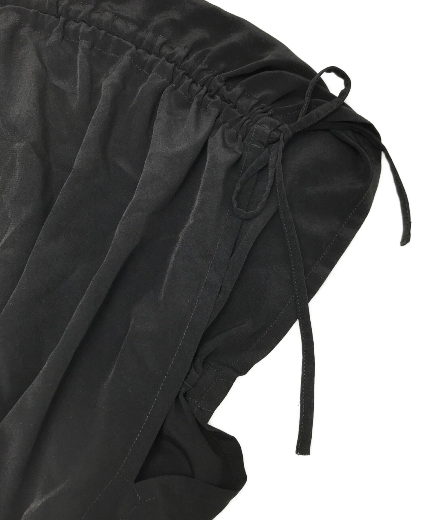 Limi Feu ta/pe decyne รวบรวมชุดเหน็บ