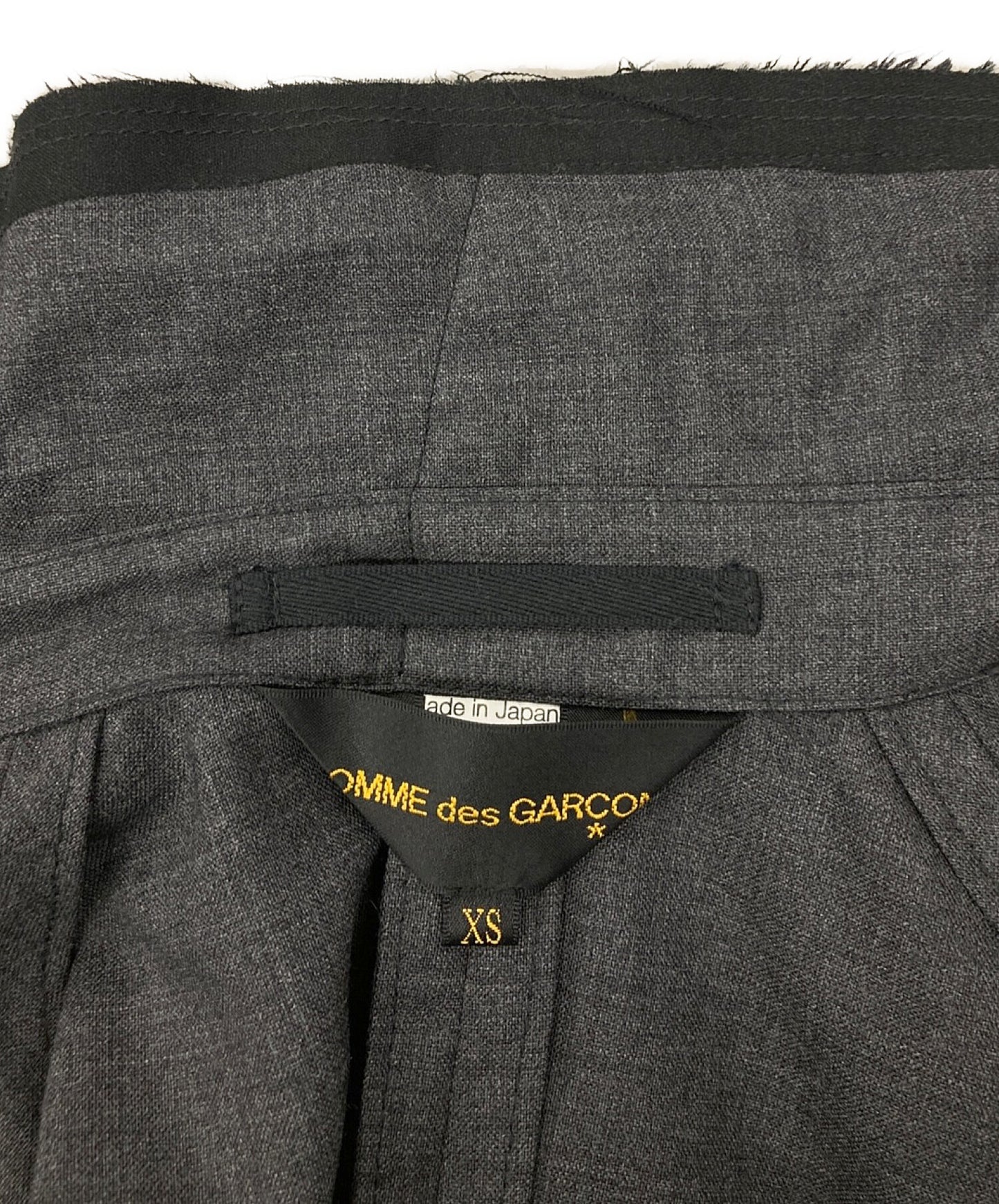 Comme des Garcons AD2009 패치 워크 다른 재료 스위치 / 디자인 재킷을 가진 짧은 재킷 /. GE-J038