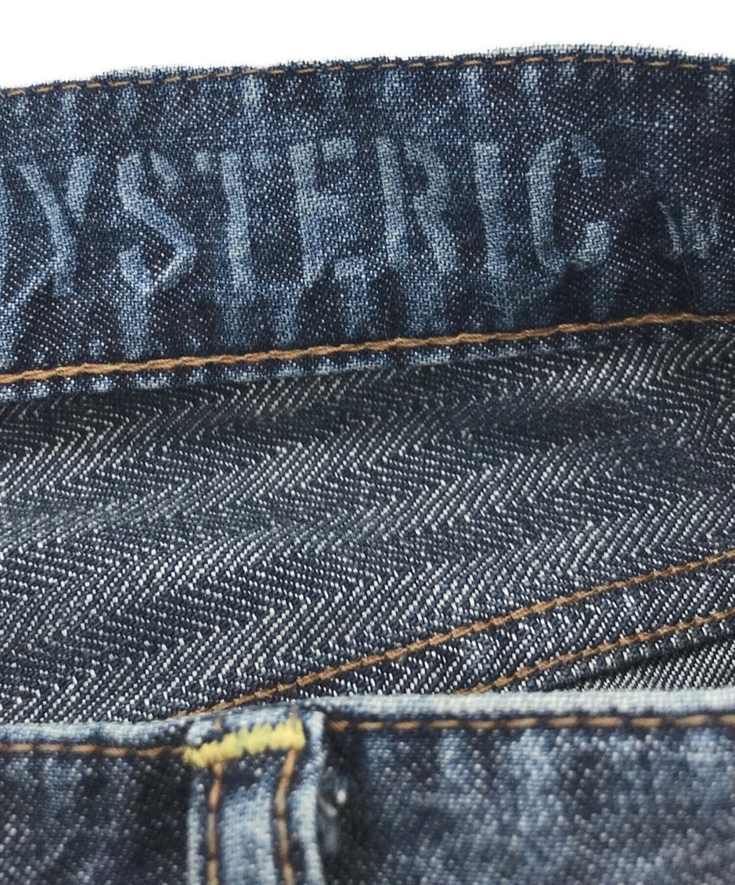 歇斯底里的魅力刮擦耀斑牛仔布裤01193AP02