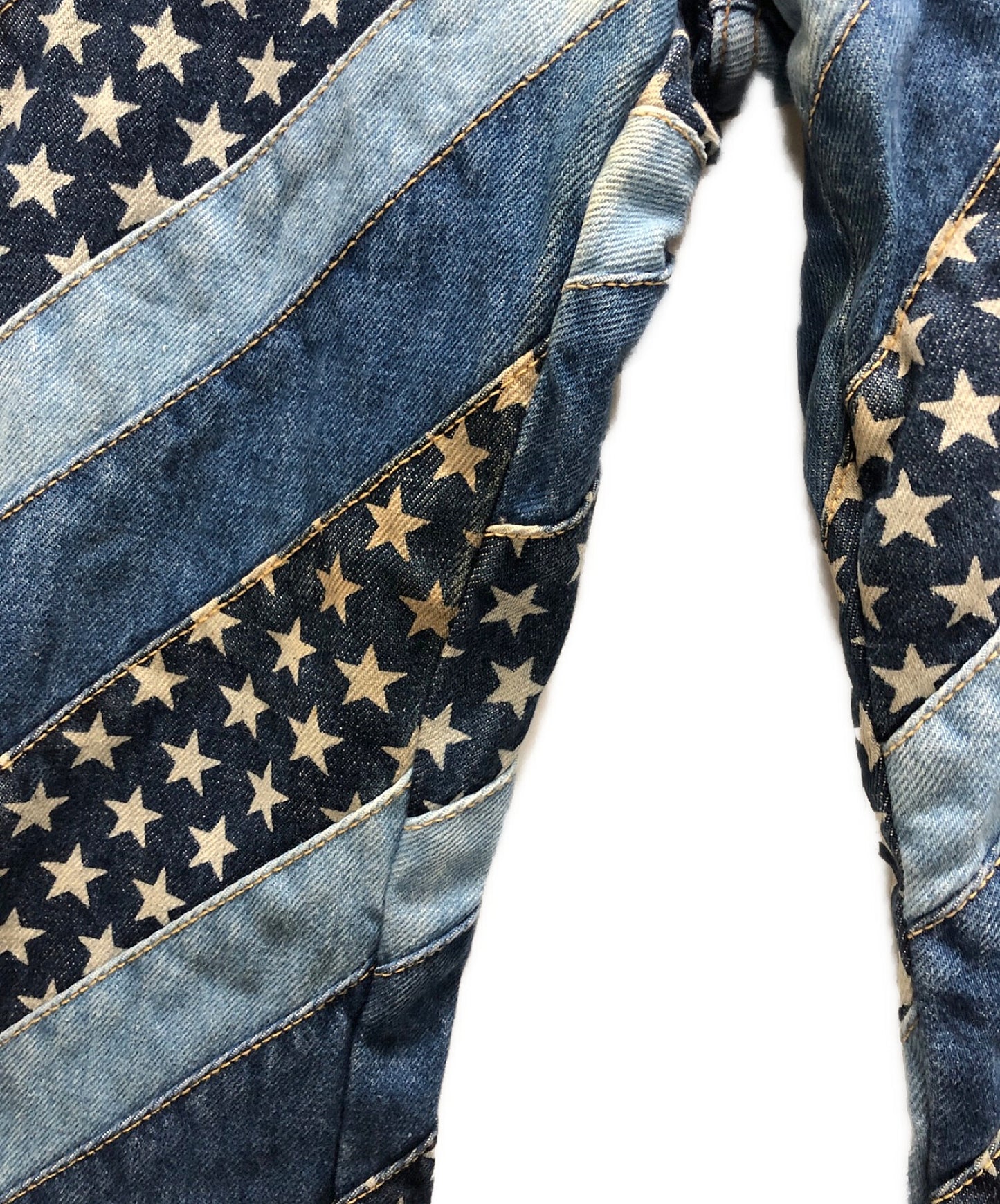 歇斯底里的魅力重建牛仔裤