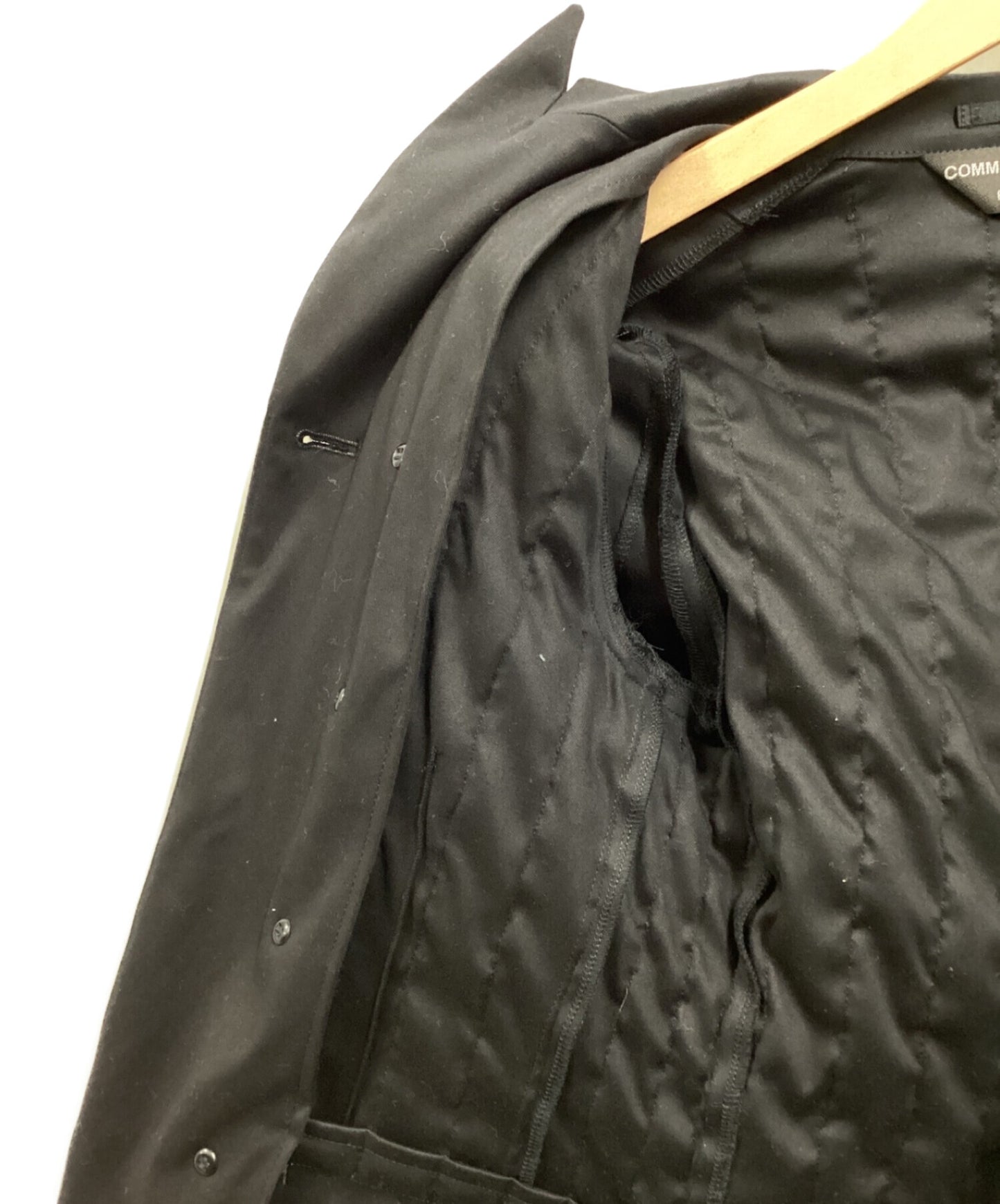 Comme des Garcons Homme Plus 22AW 천공 된 주름 더블 코트 PJ-J030