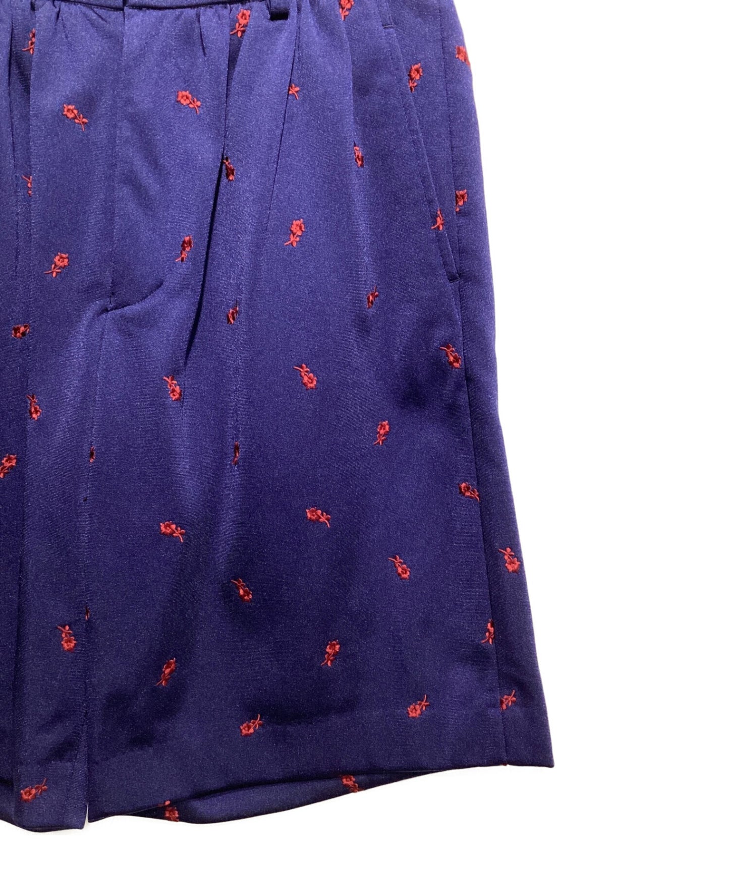 Comme des Garcons สาวกางเกงขาสั้น NJ-P002