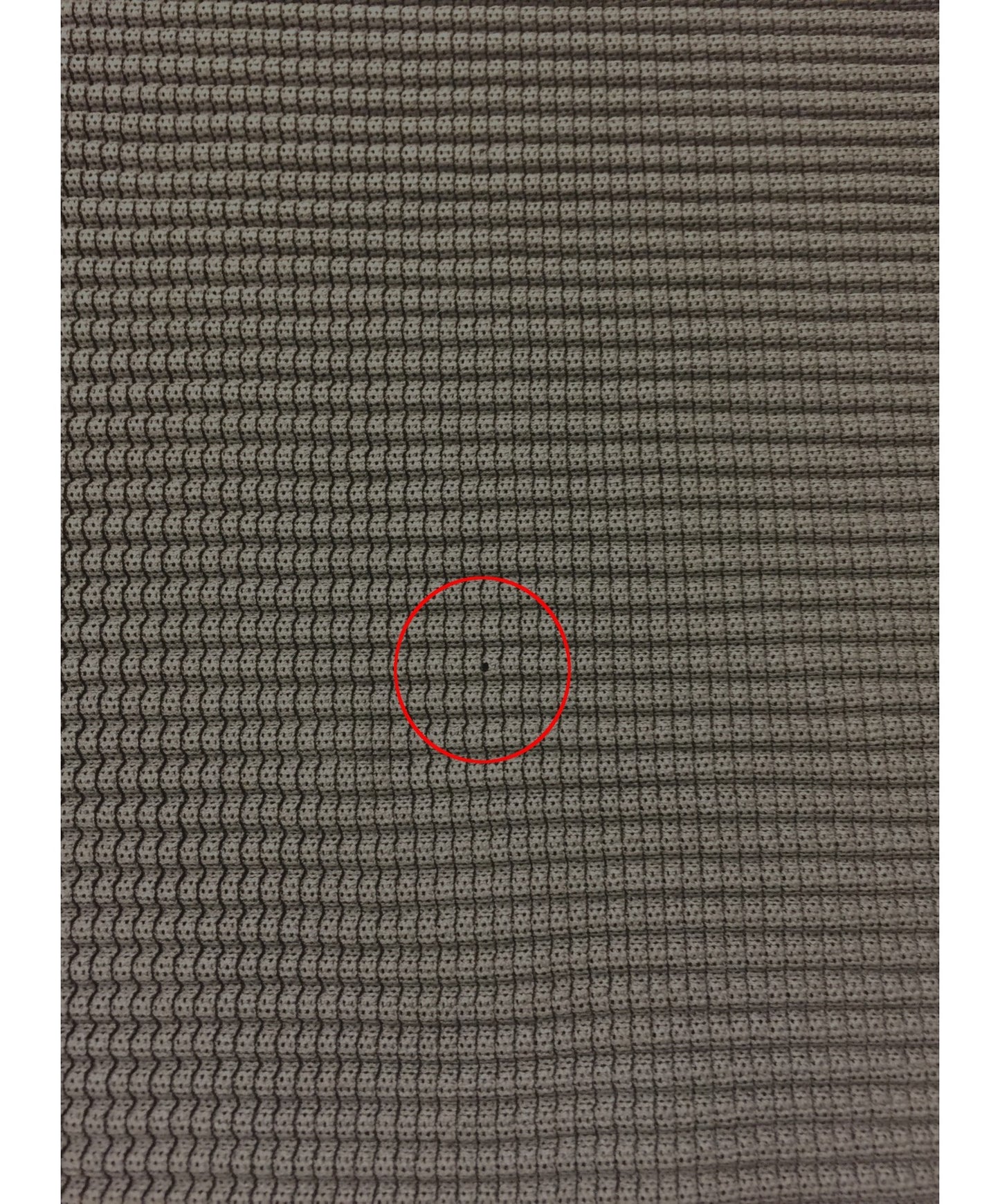 ME ISSEY MIYAKE แขนกุดจีบคัตไซว 1904102395-03