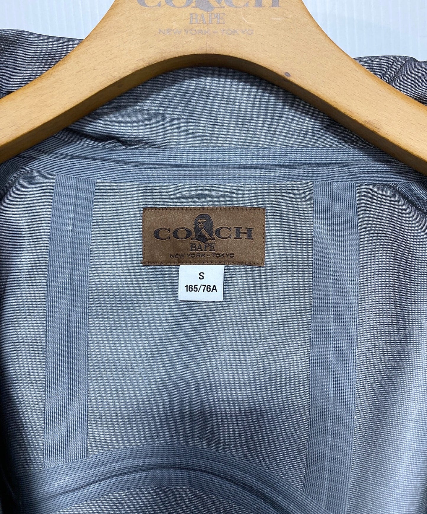 แจ็คเก็ตสโนว์บอร์ด BAPE ×โค้ช 001HJG231904X