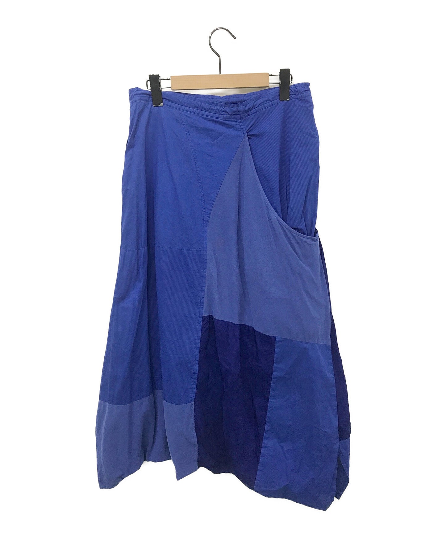 การออกแบบการเย็บปะติดปะต่อกันของ Y Sarouel Pants YH-P15-806