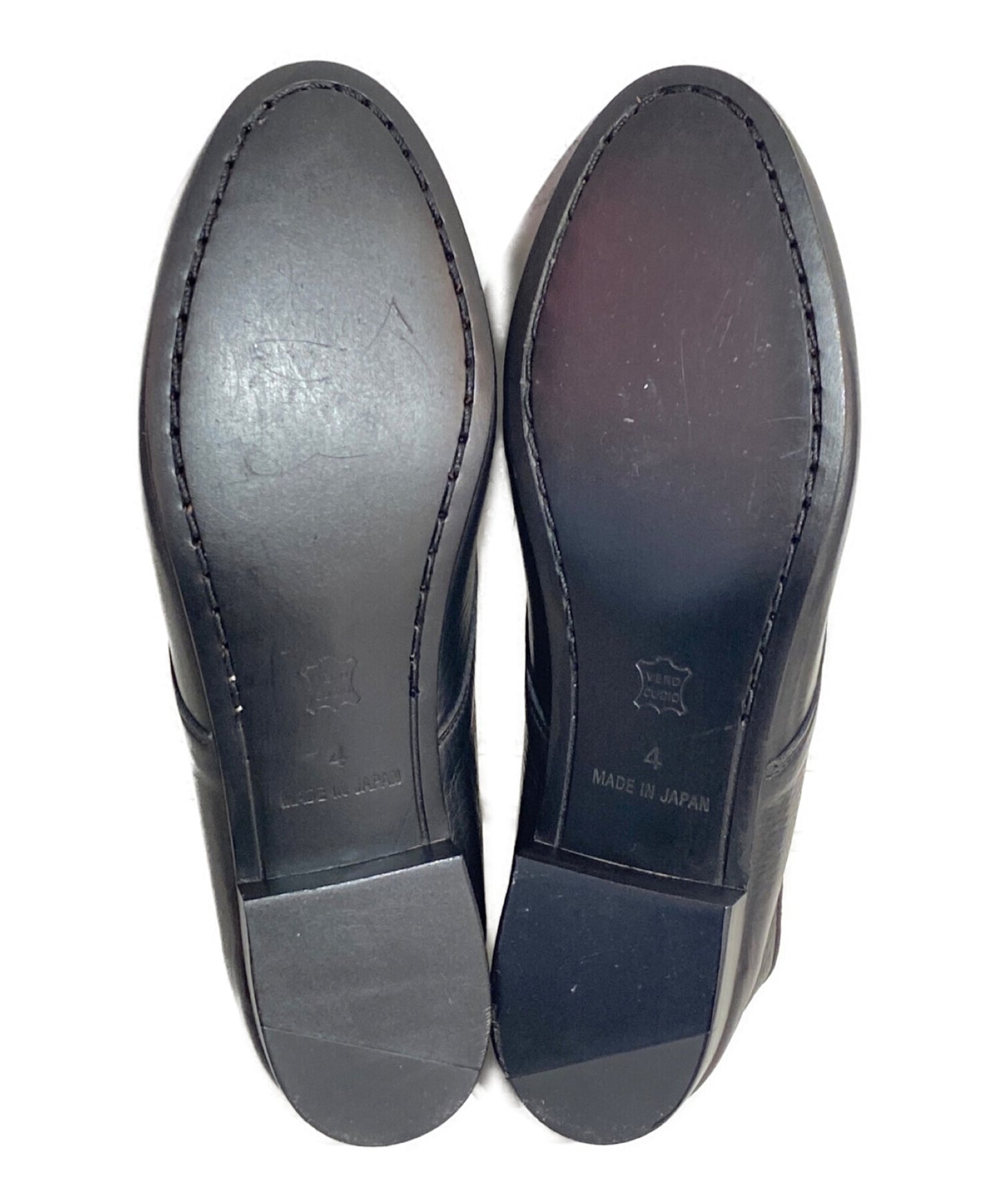 รองเท้านิ้วเท้าที่เรียบง่ายของ Y YD-E05-702-2-04