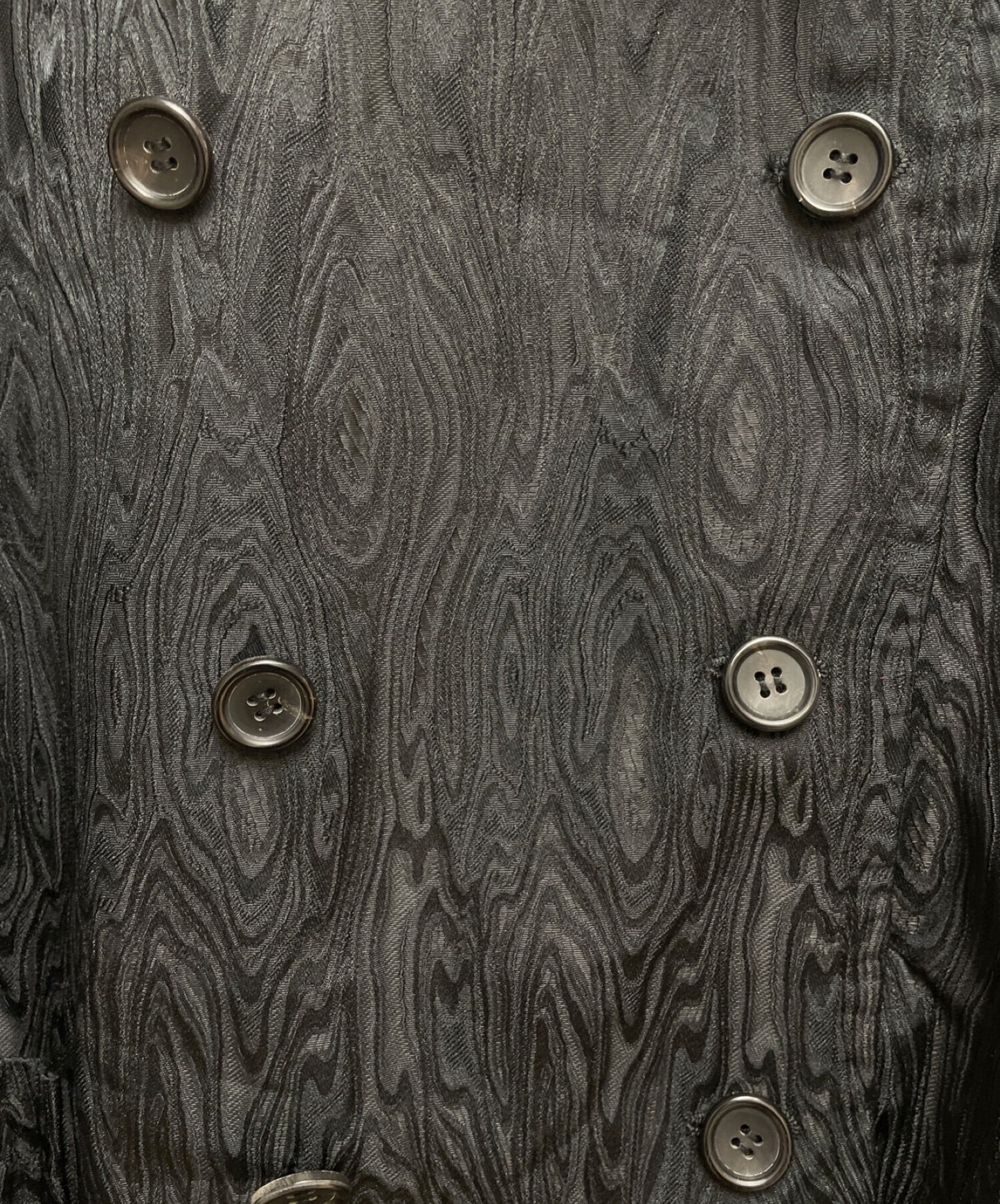 Comme des Garcons Comme des Garcons ออกแบบเสื้อโค้ท AD2019 Re-C001