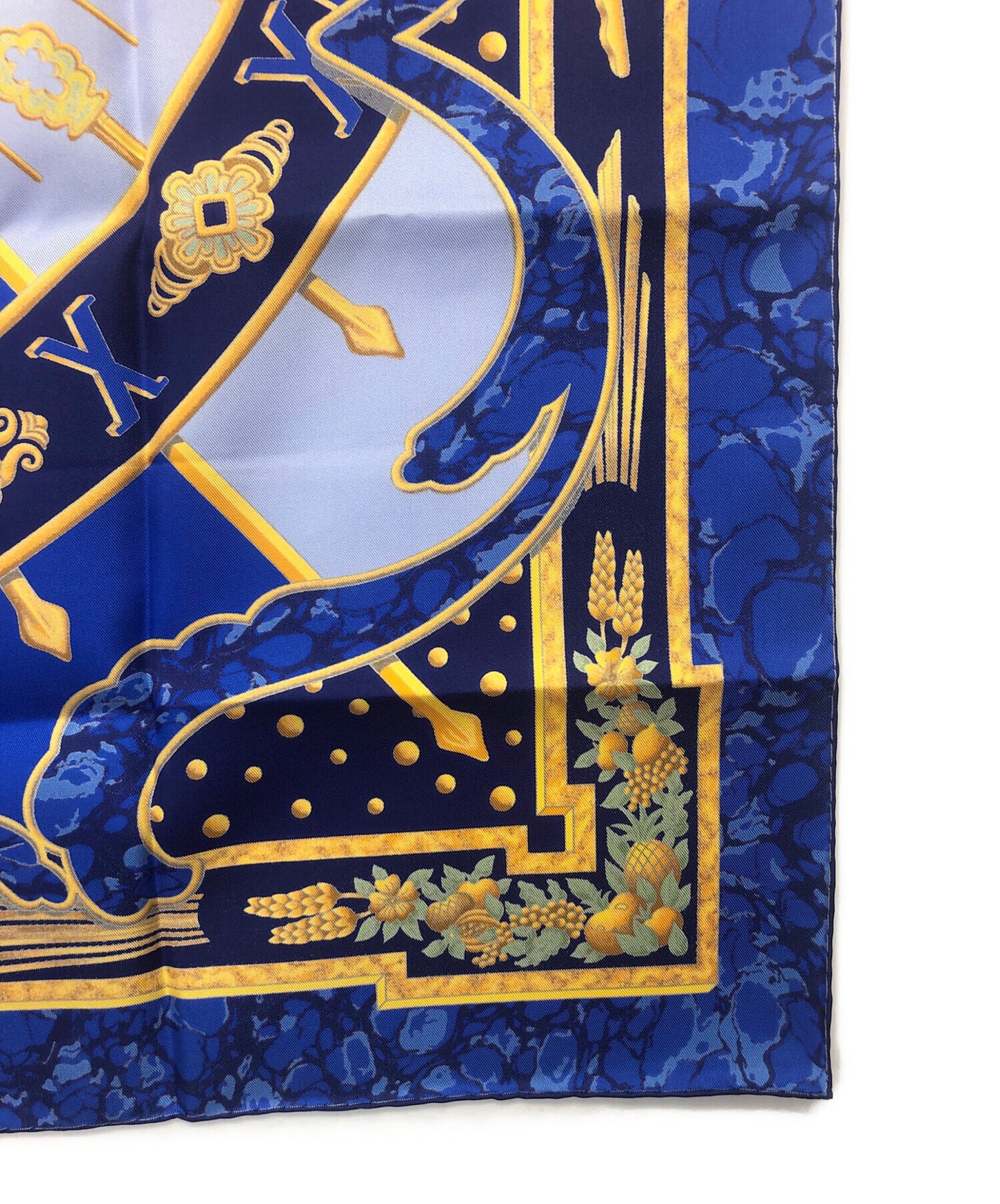 [Pre-owned] HERMES Carre 90 "carpe diem" Enjoy the day.