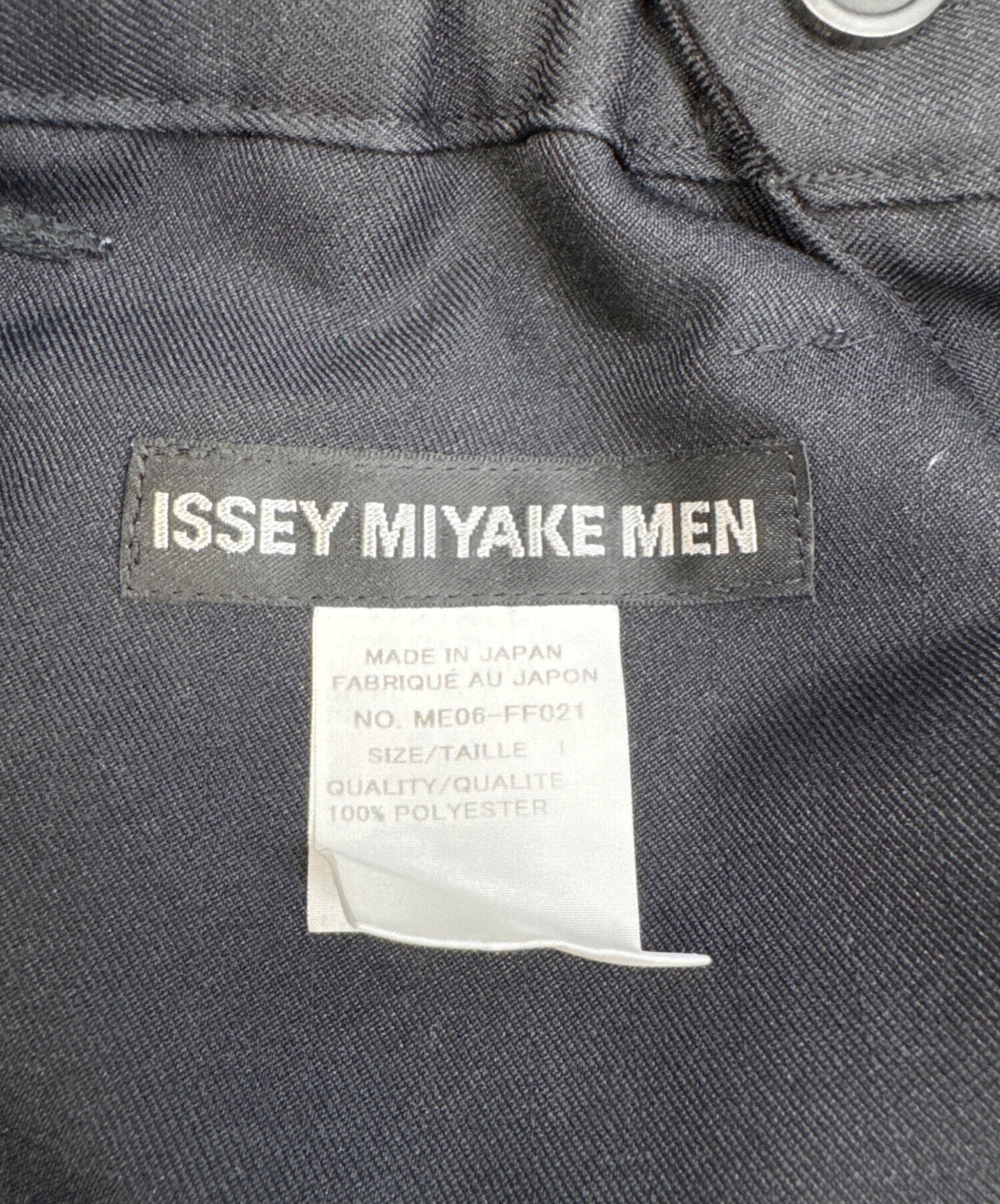 [Pre-owned] ISSEY MIYAKE side-pleated pants ME06-FF021