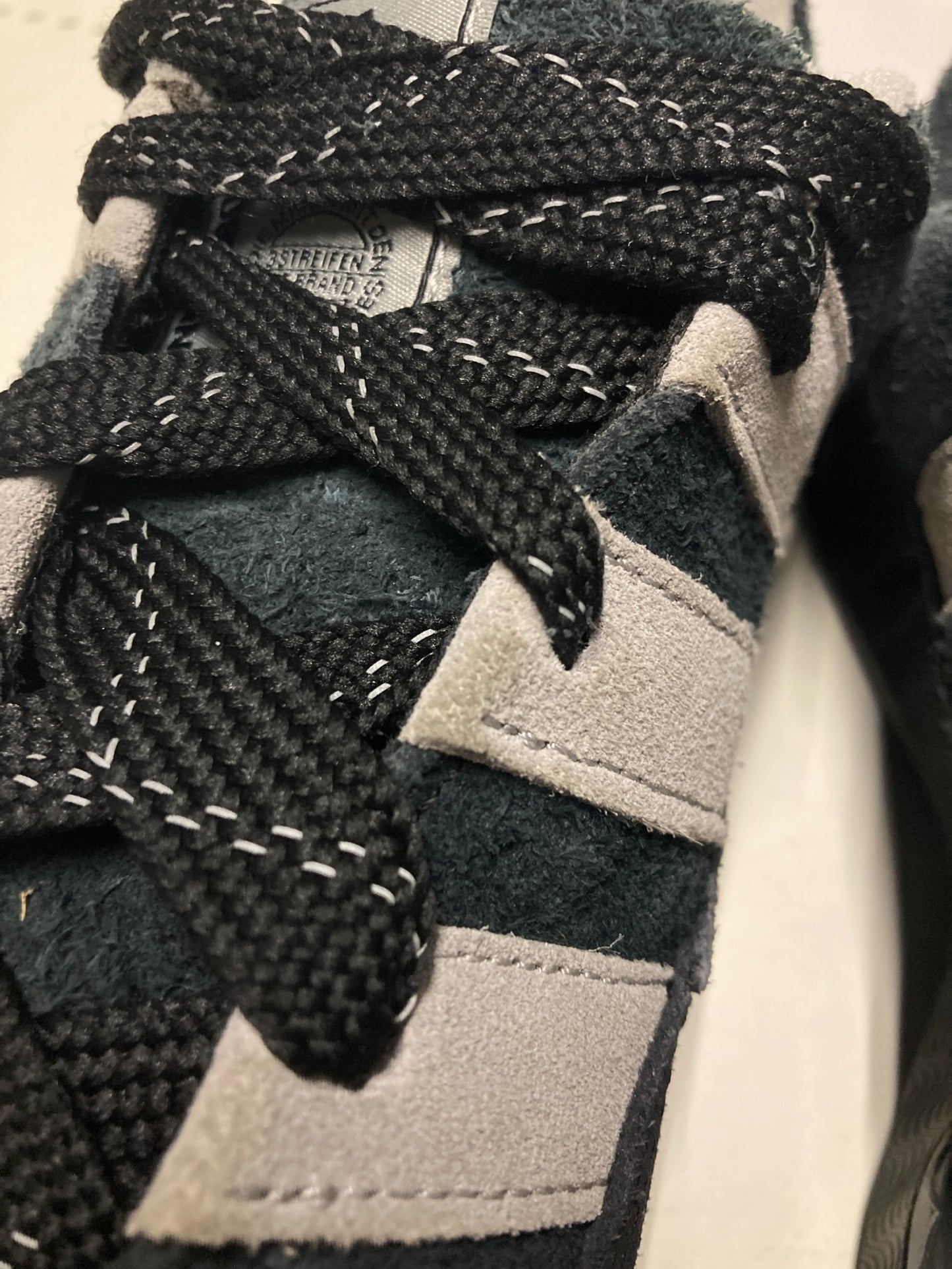 [Pre-owned] NEIGHBORHOOD ADIMATIC / Low cut sneakers HP6770