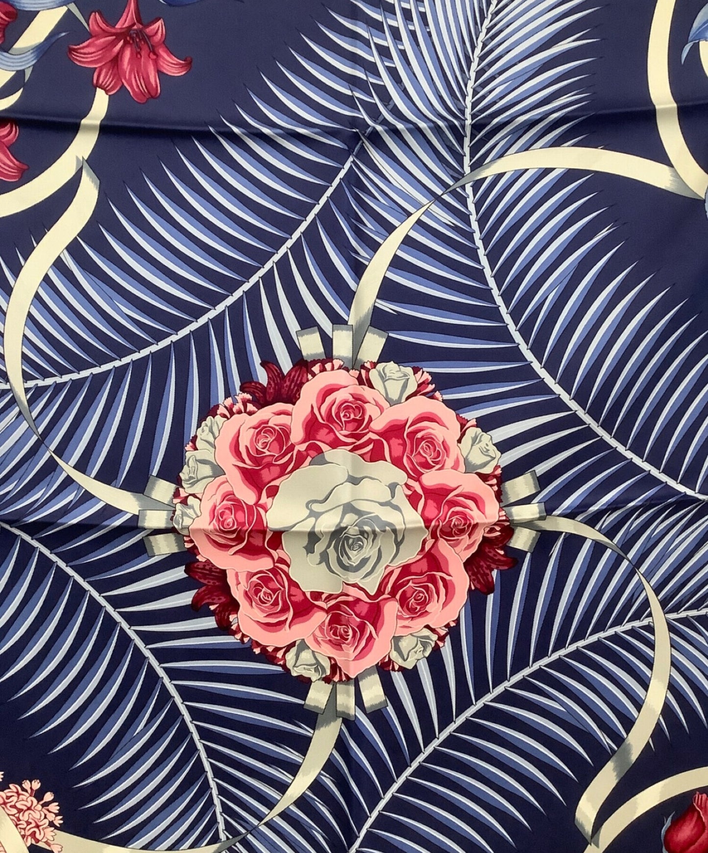 [Pre-owned] HERMES Silk scarf Carré 90 Fleurs de L'Opera