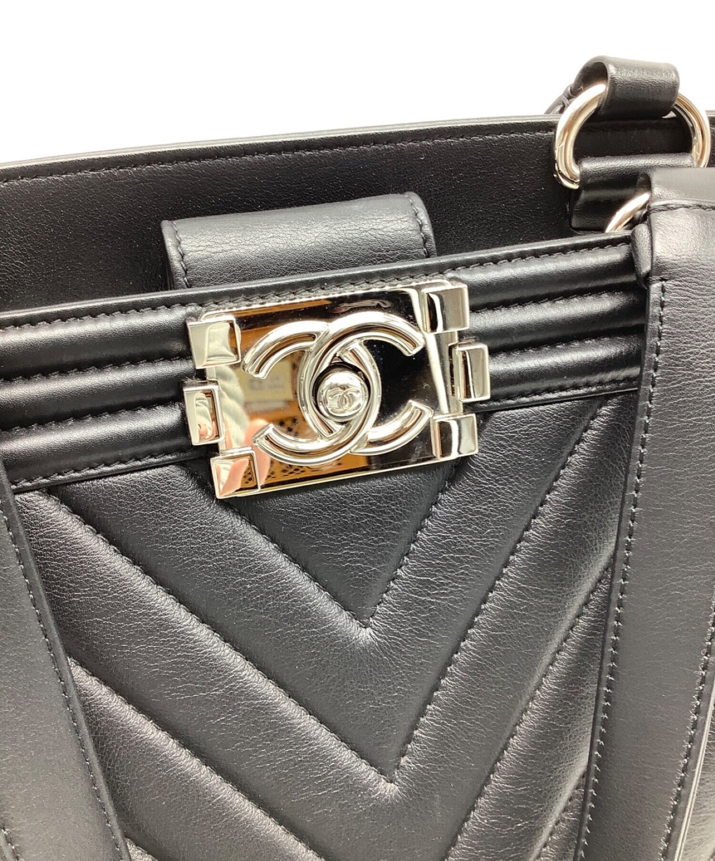 [Pre-owned] CHANEL V Stitch Tote Bag