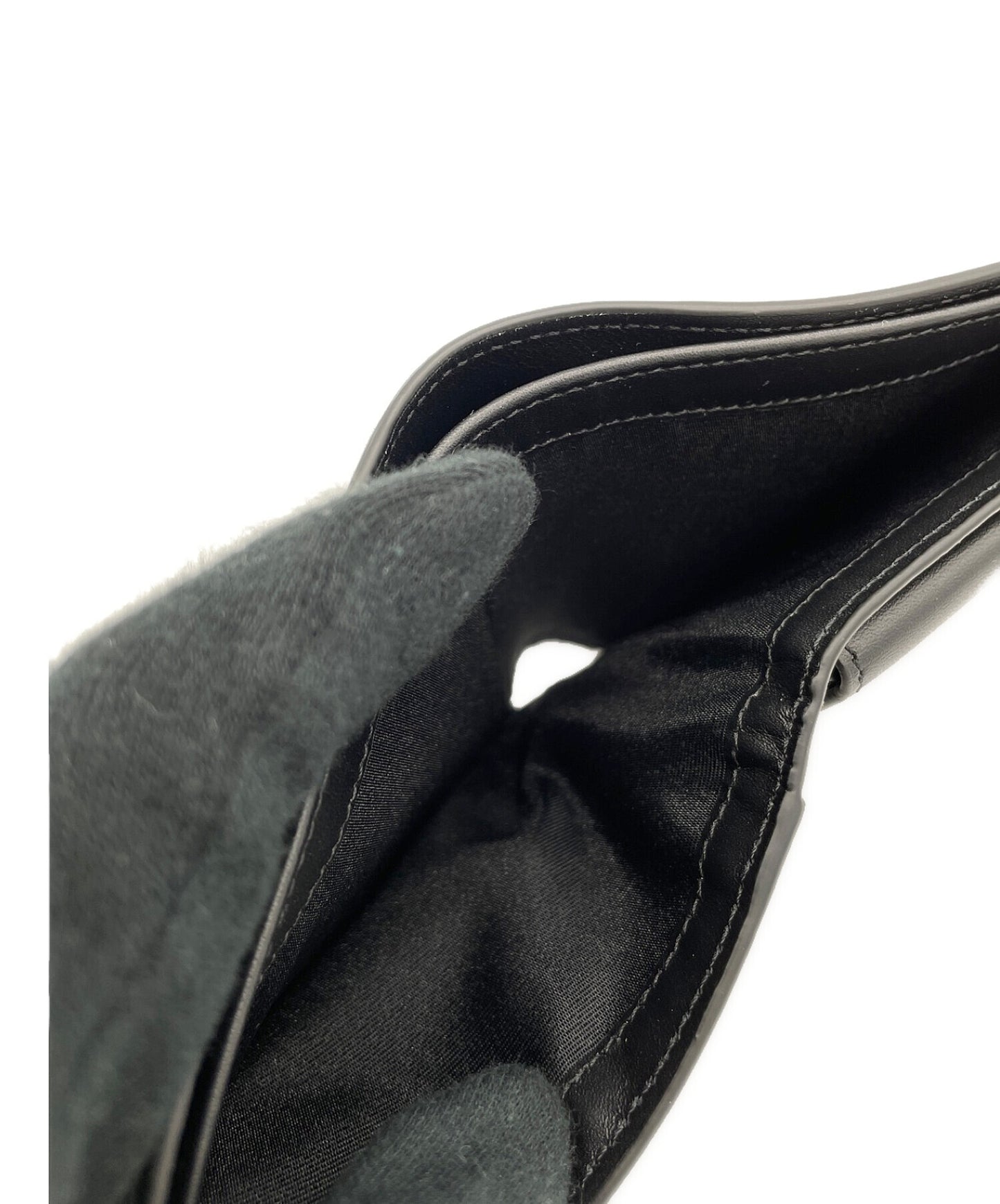 [Pre-owned] LOEWE Bifold coin wallet in shiny calf C568501X01