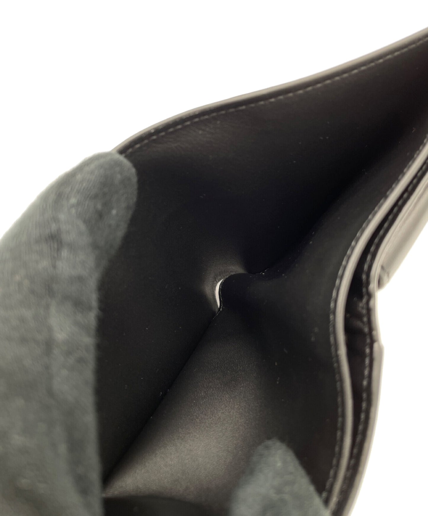 [Pre-owned] LOEWE Bifold coin wallet in shiny calf C568501X01