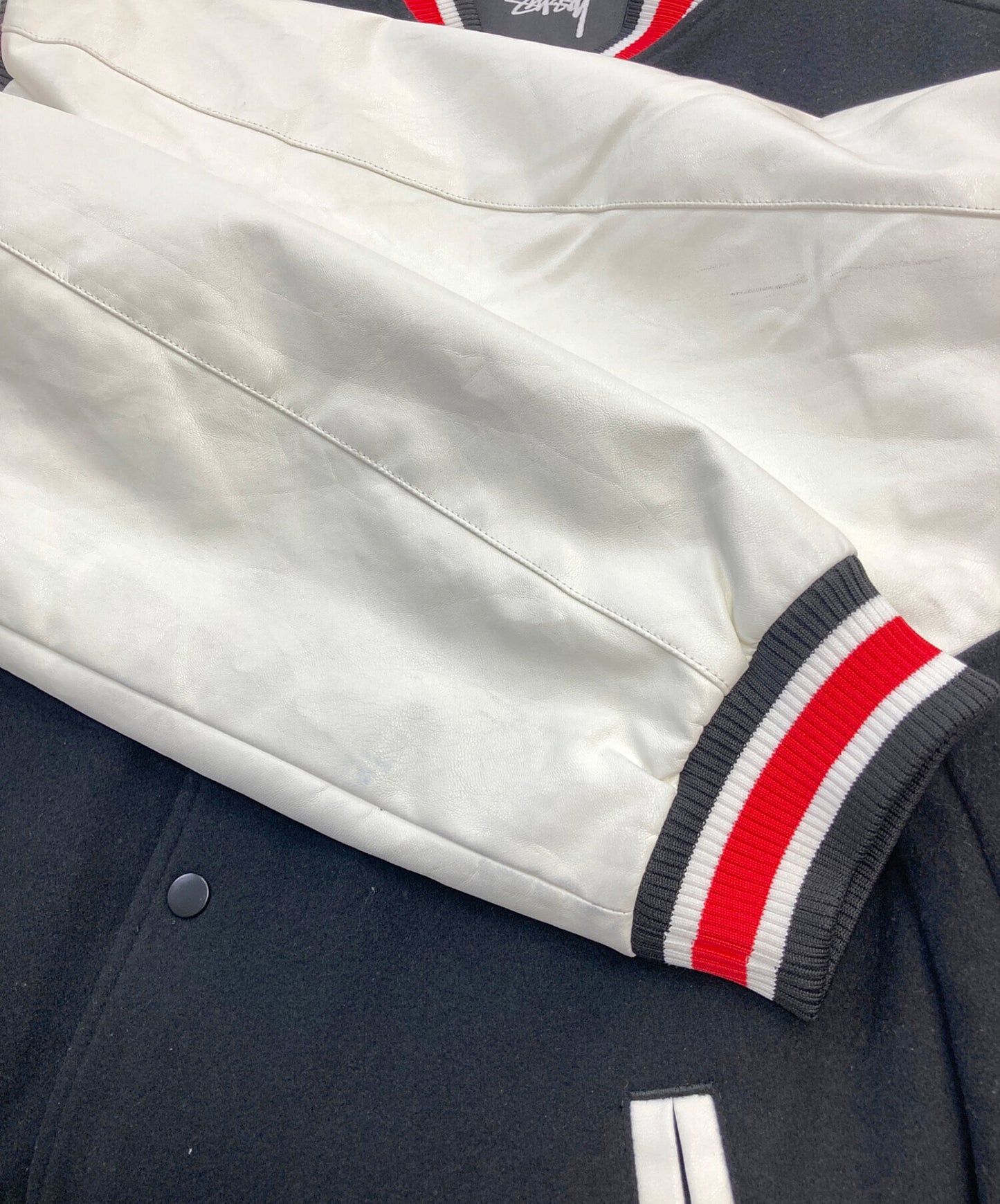 [Pre-owned] stussy jacket with team's logo