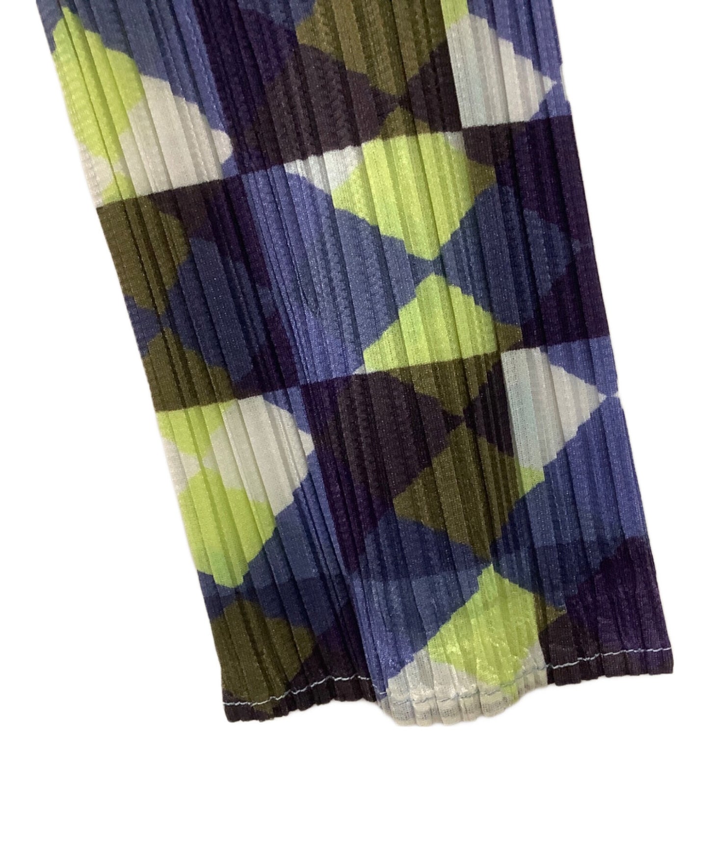 [Pre-owned] PLEATS PLEASE ISSEY MIYAKE pleated knit PP33-JK758