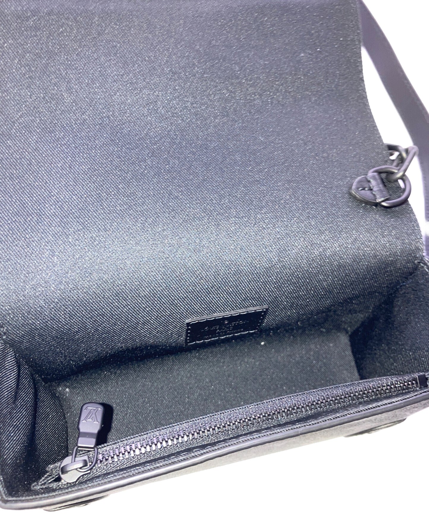 [Pre-owned] LOUIS VUITTON Shoulder Bag Steemer Wearable Wallet M81783