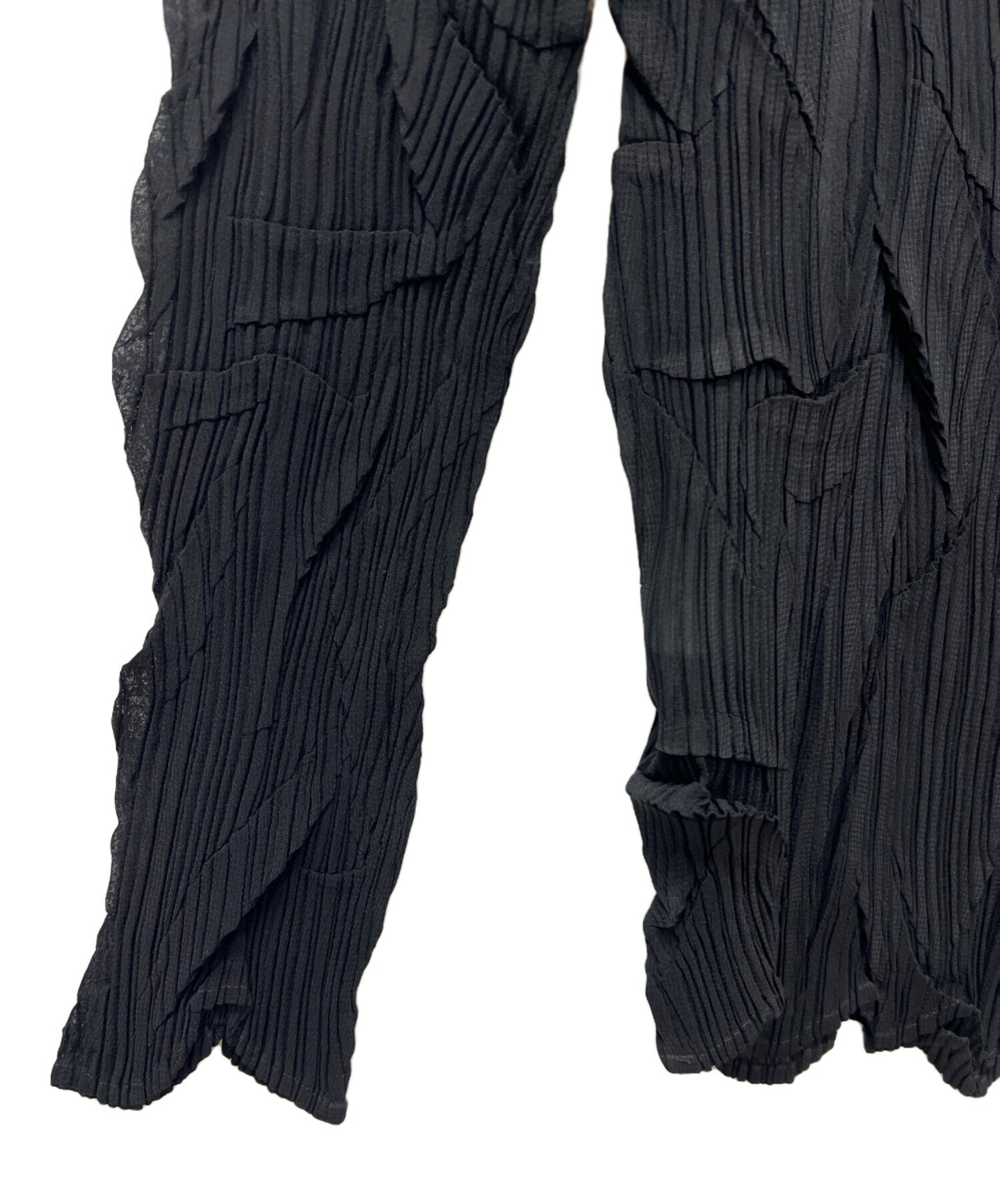 [Pre-owned] ISSEY MIYAKE Pleated high neck cut and sewn IM41-FJ807