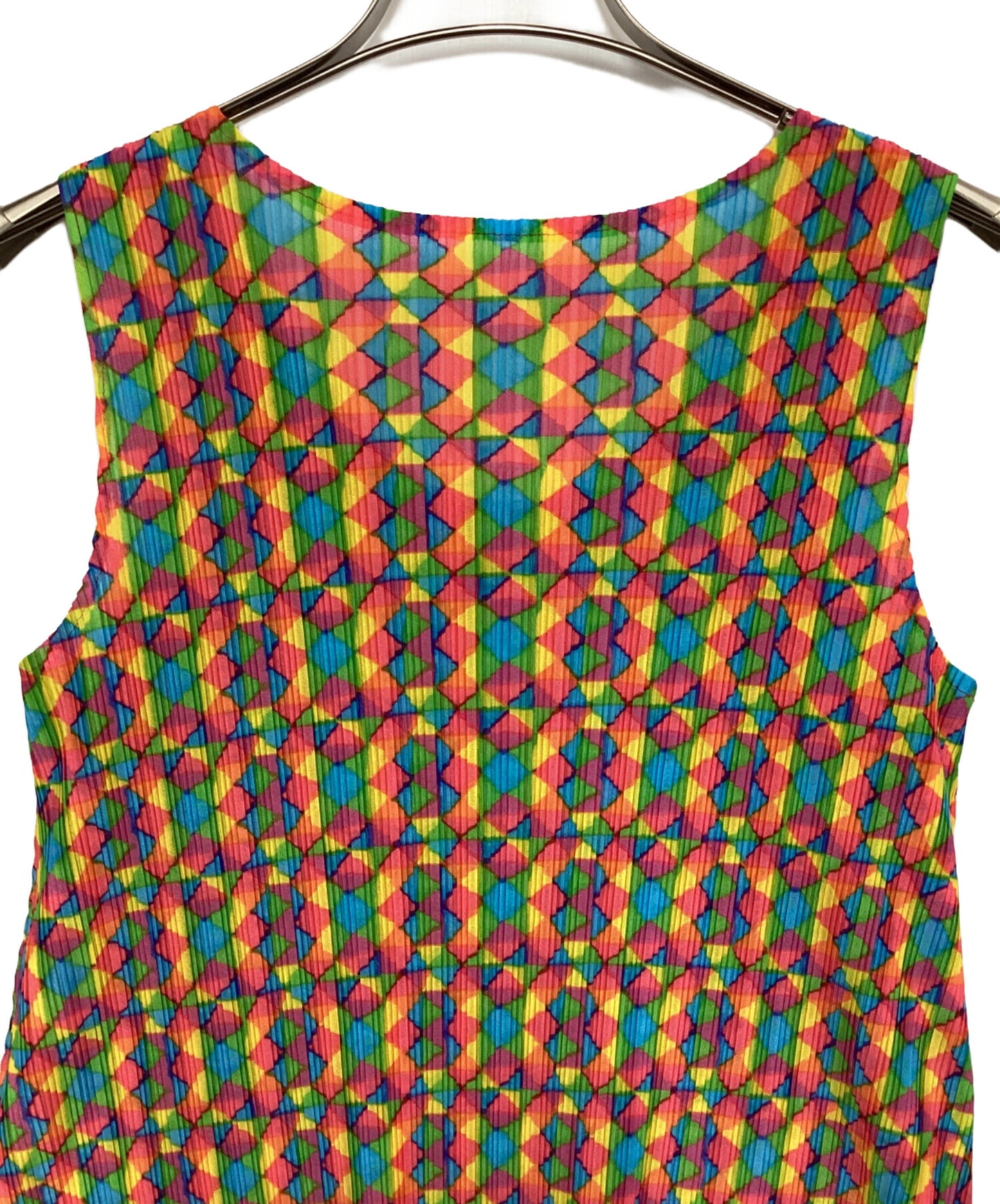 [Pre-owned] PLEATS PLEASE sleeveless cut and sewn