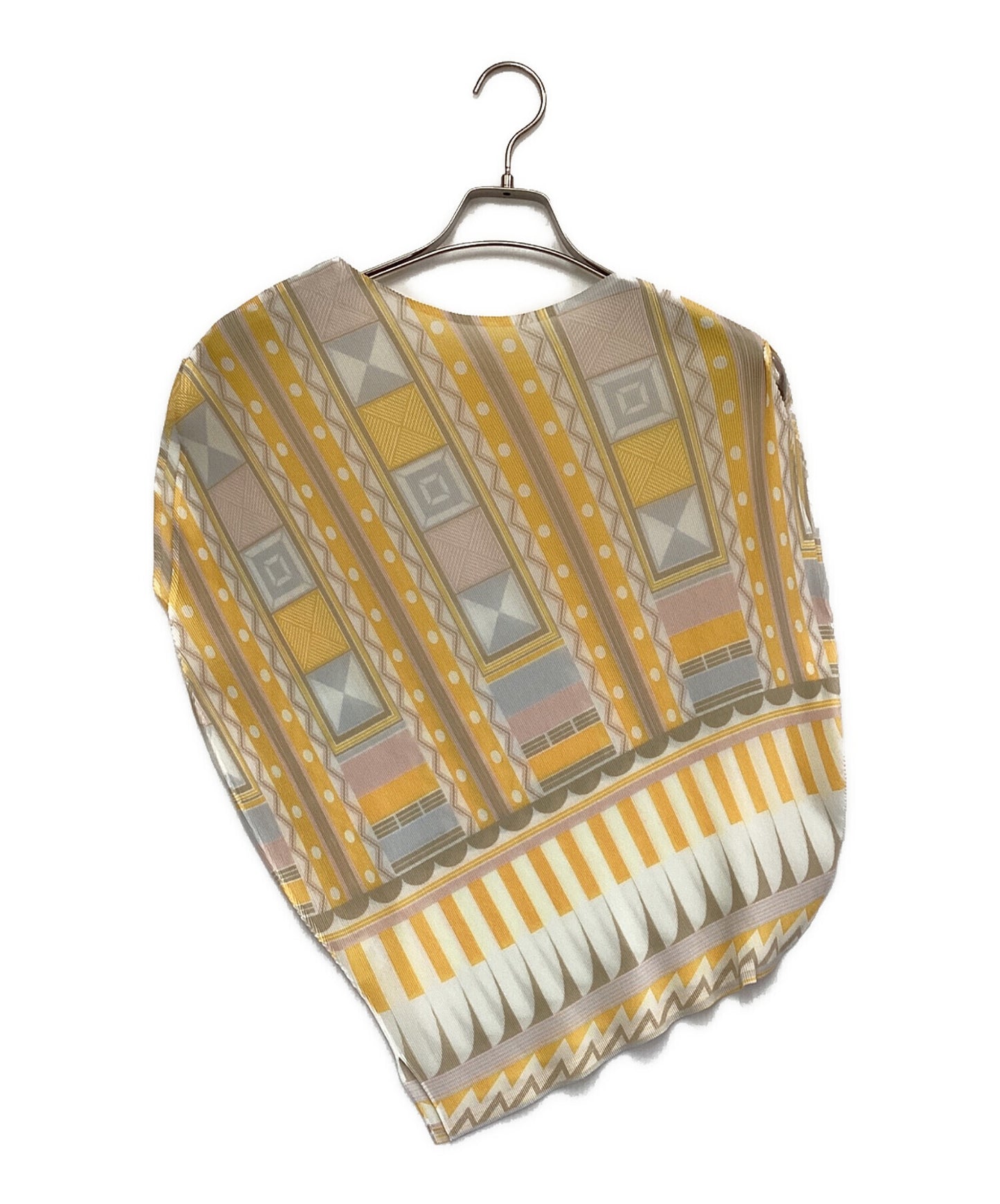 [Pre-owned] PLEATS PLEASE sleeveless cut and sewn