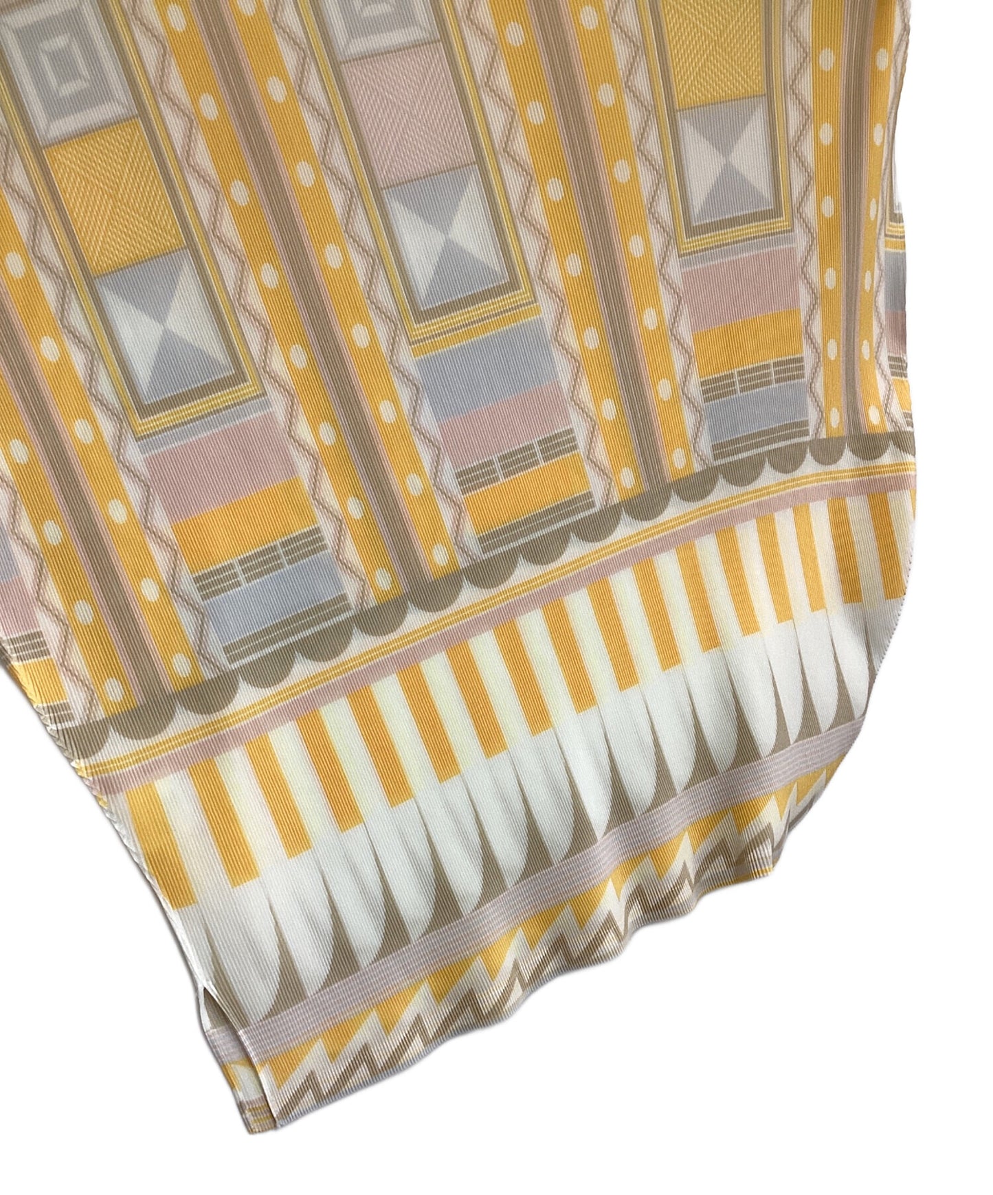 [Pre-owned] PLEATS PLEASE sleeveless cut and sewn