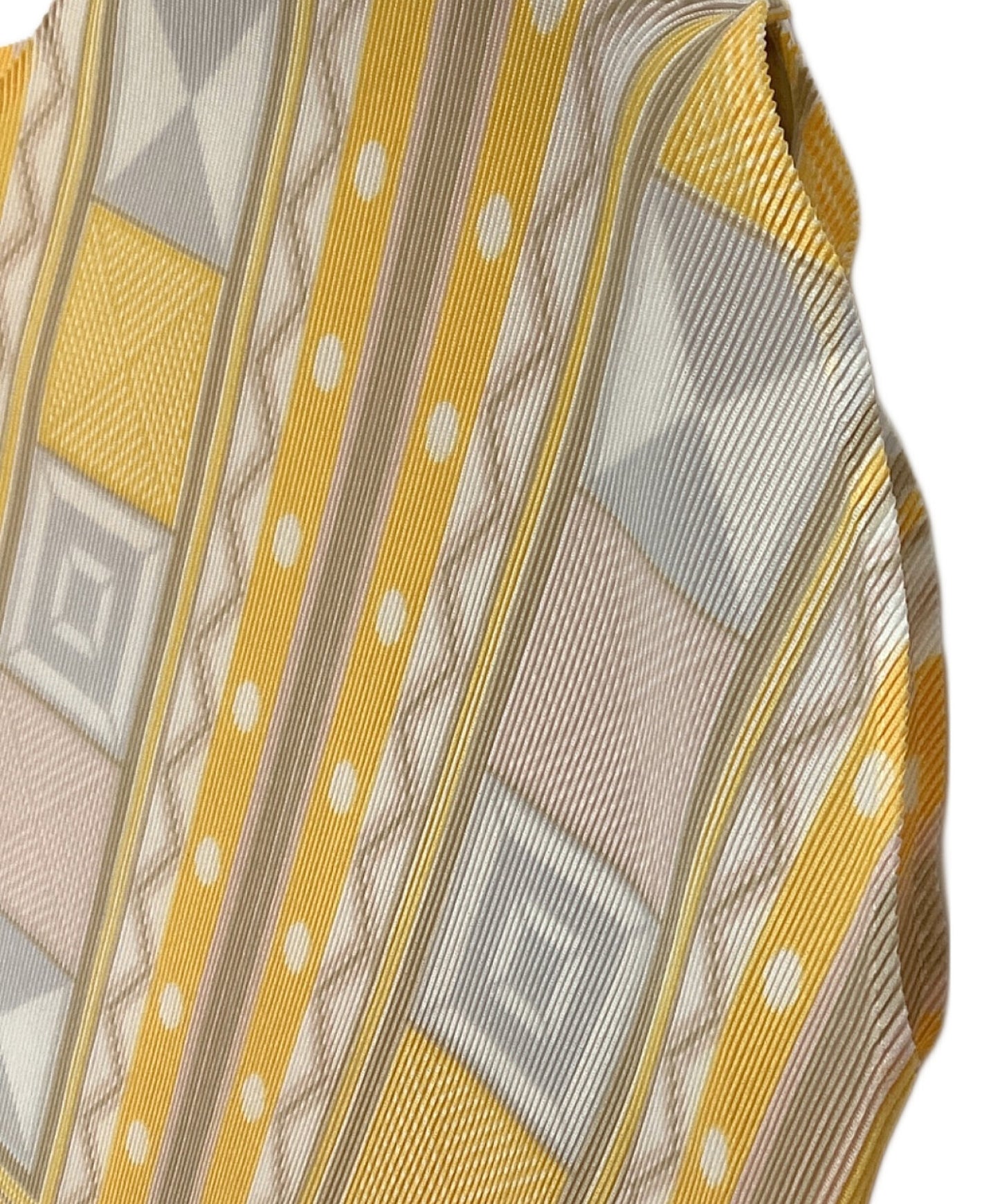 [Pre-owned] PLEATS PLEASE sleeveless cut and sewn