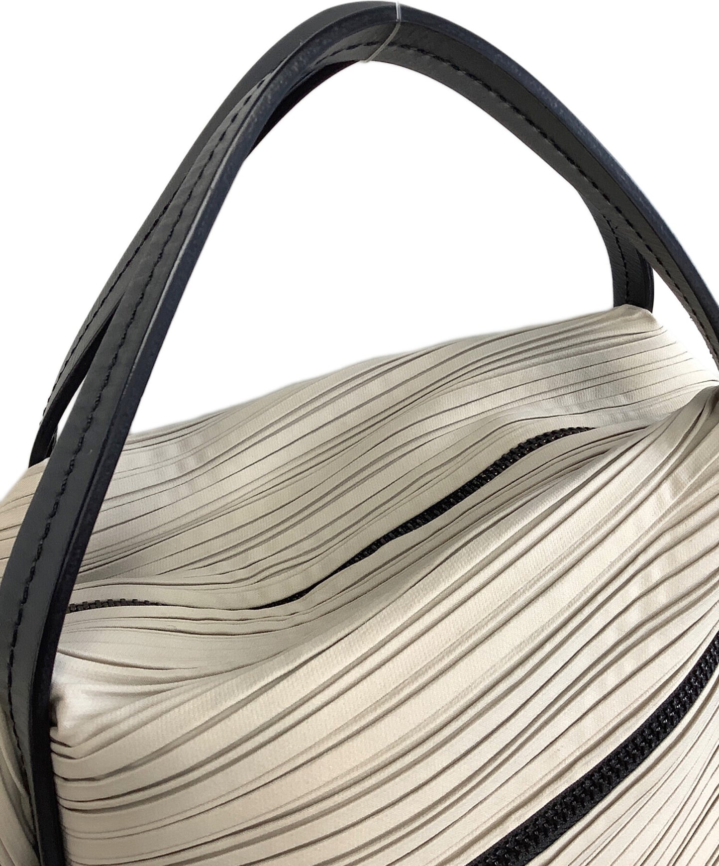 [Pre-owned] PLEATS PLEASE handbag