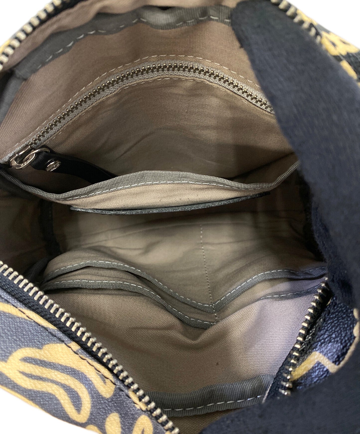 [Pre-owned] Vivienne Westwood Shoulder Bag