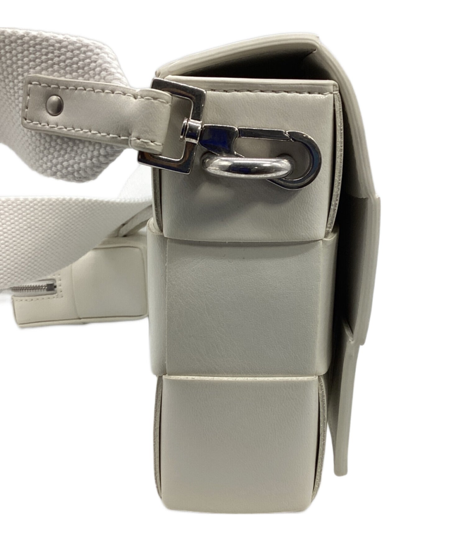 [Pre-owned] BOTTEGA VENETA small cassette