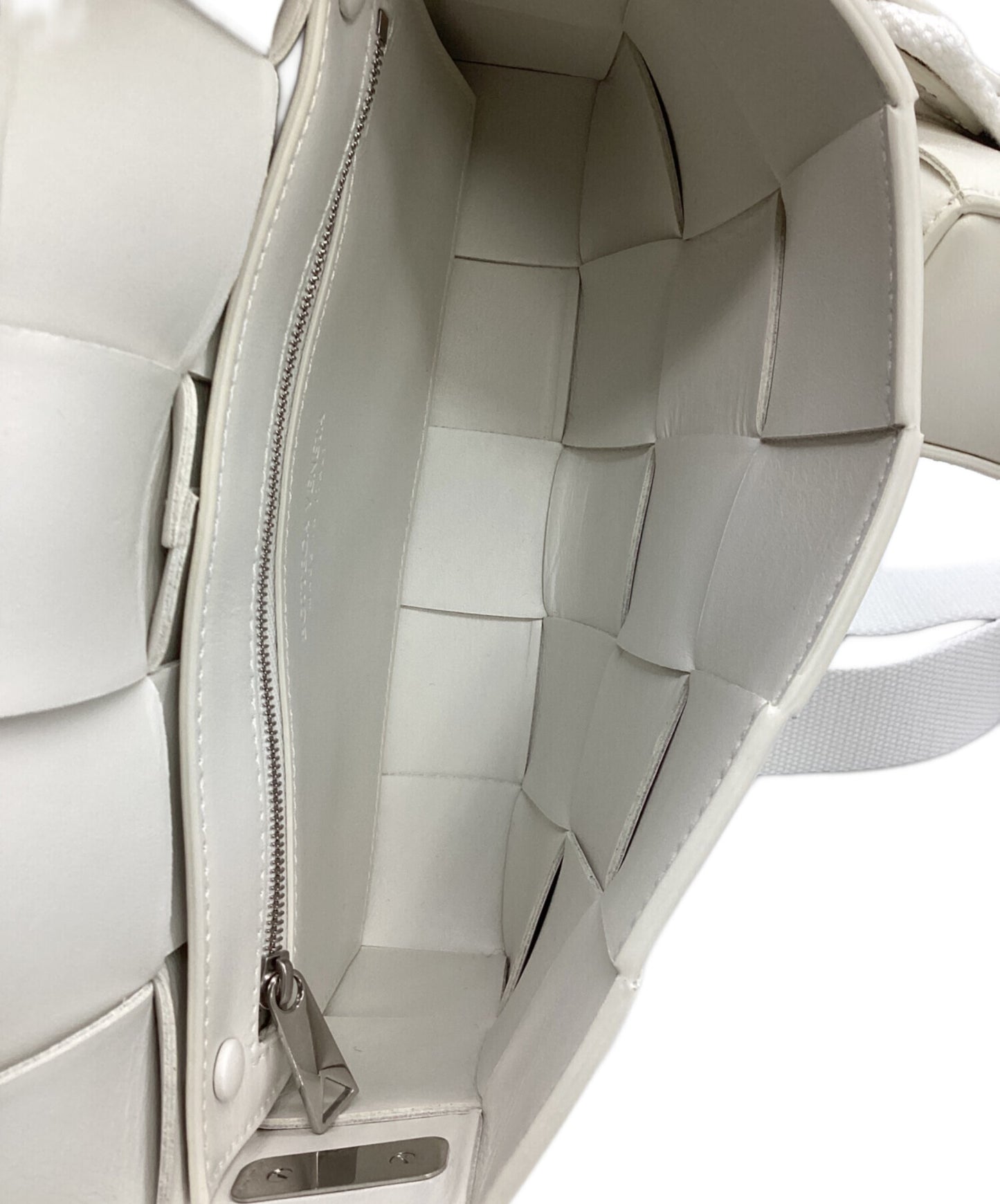 [Pre-owned] BOTTEGA VENETA small cassette